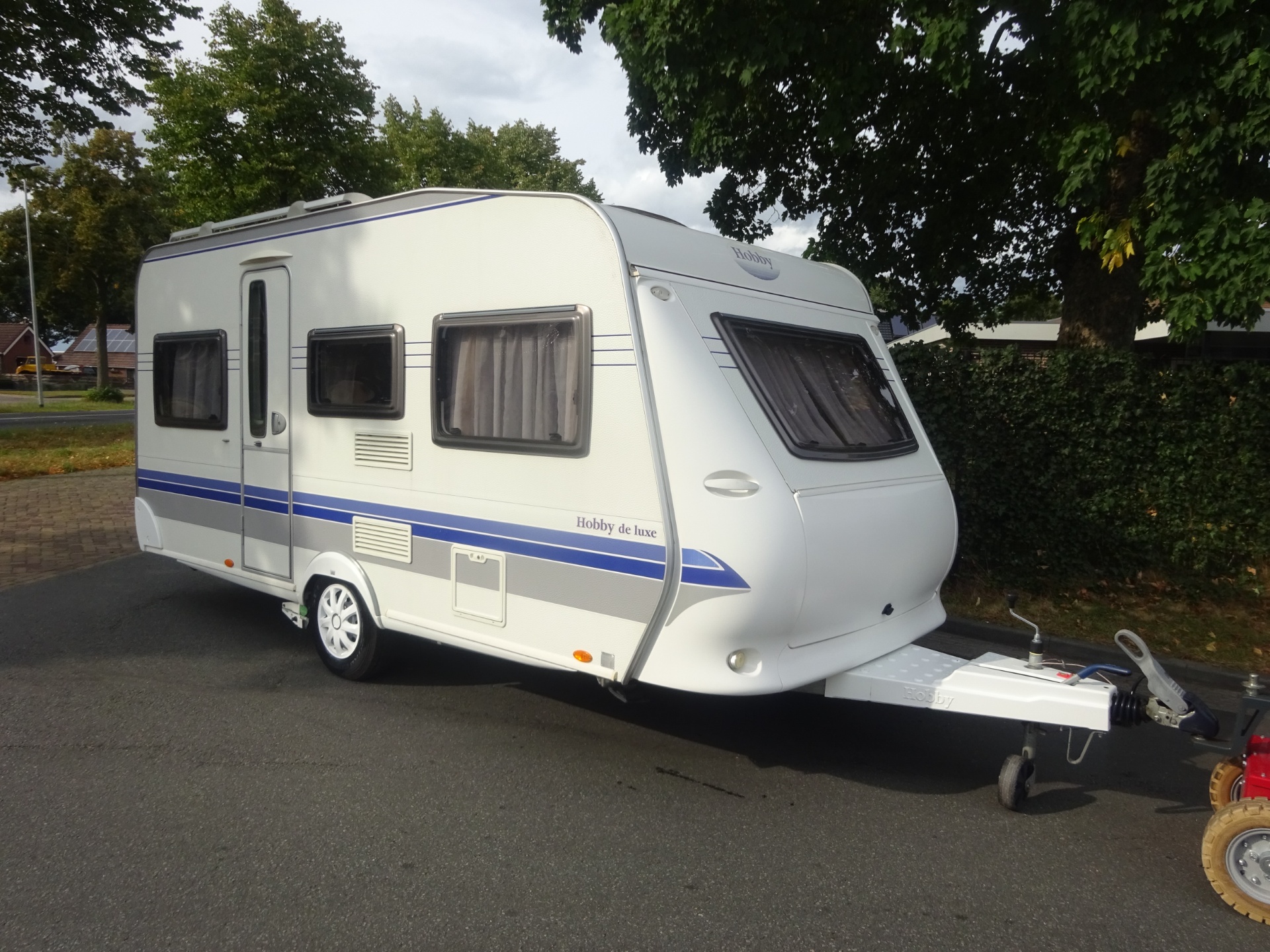 Hobby De luxe 450 UB Vast Bed en Rondzit+Mover