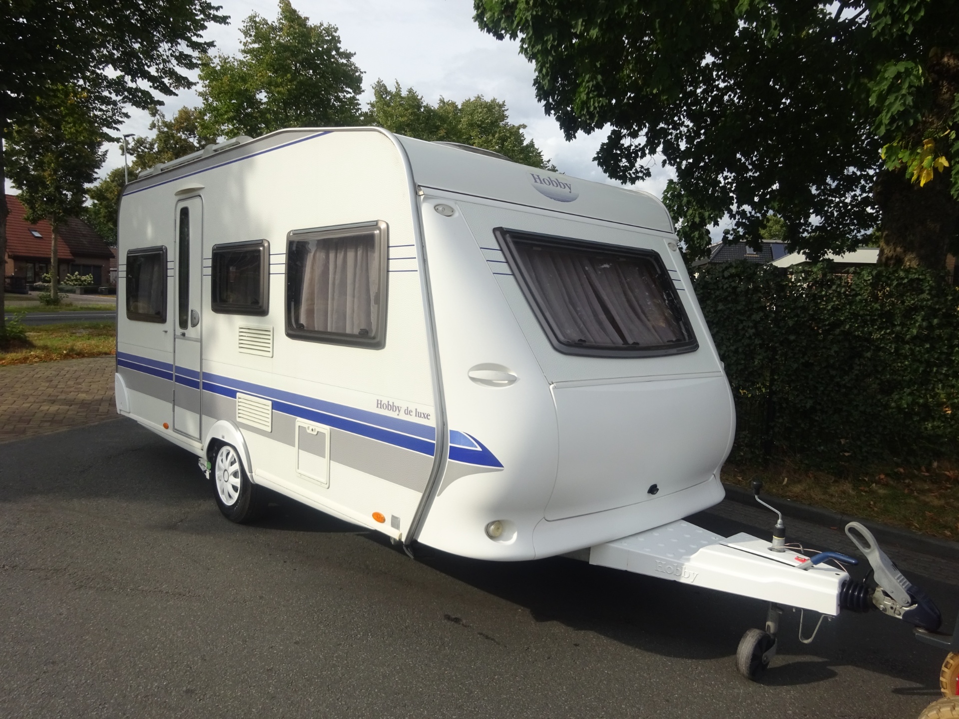 Hobby De luxe 450 UB Vast Bed en Rondzit+Mover