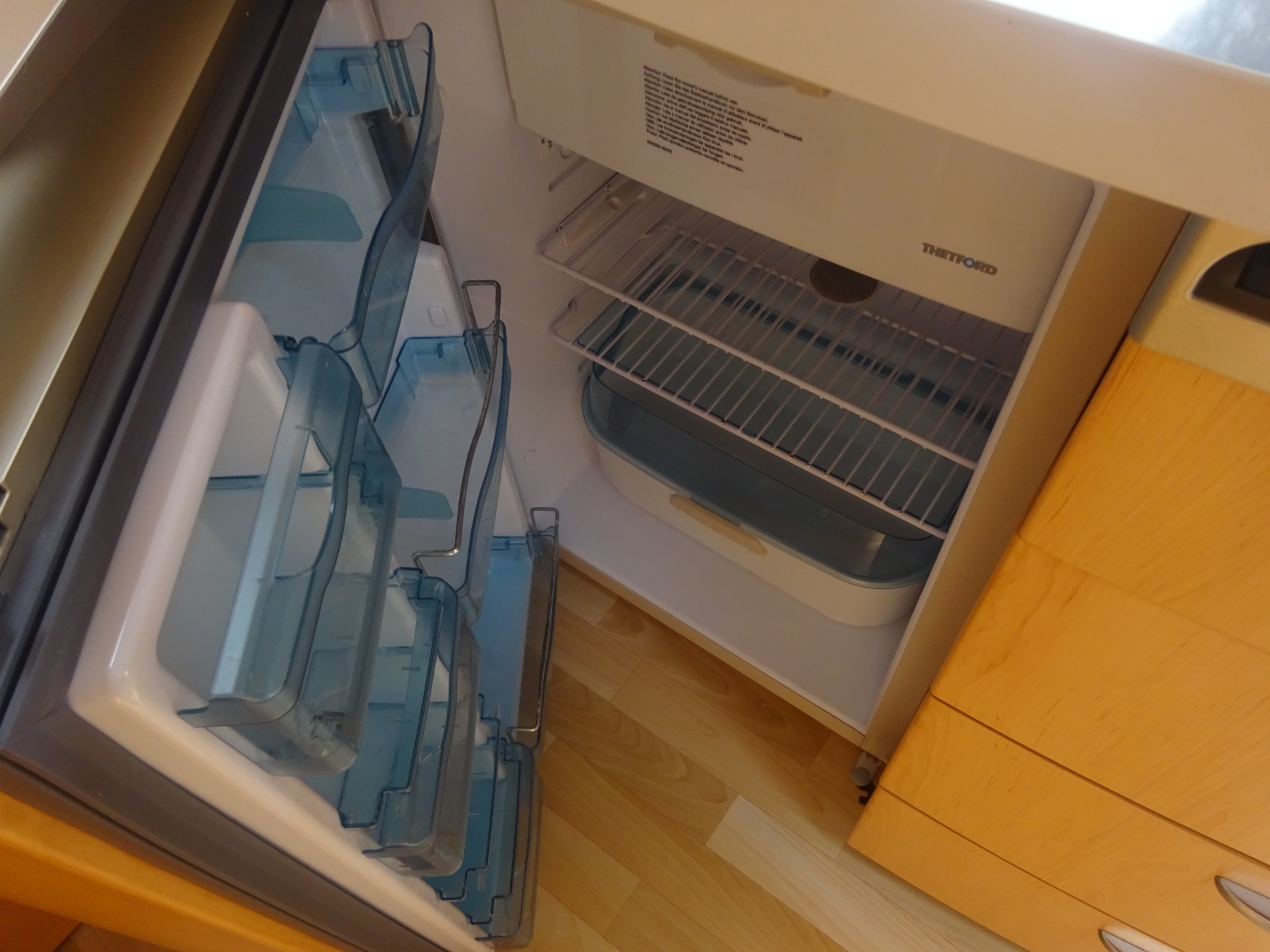 Hobby De luxe 450 UB Vast Bed en Rondzit+Mover