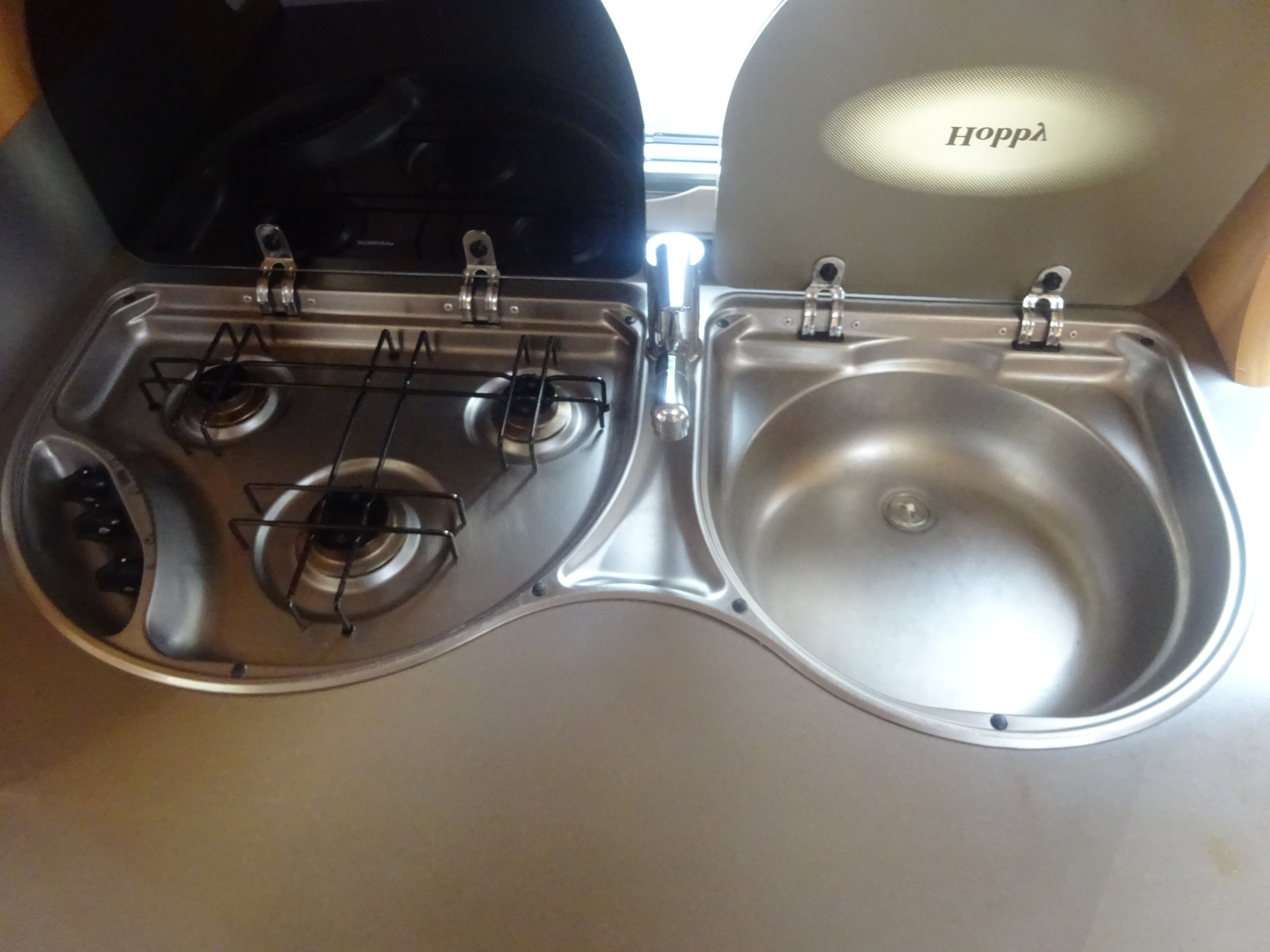 Hobby De luxe 450 UB Vast Bed en Rondzit+Mover