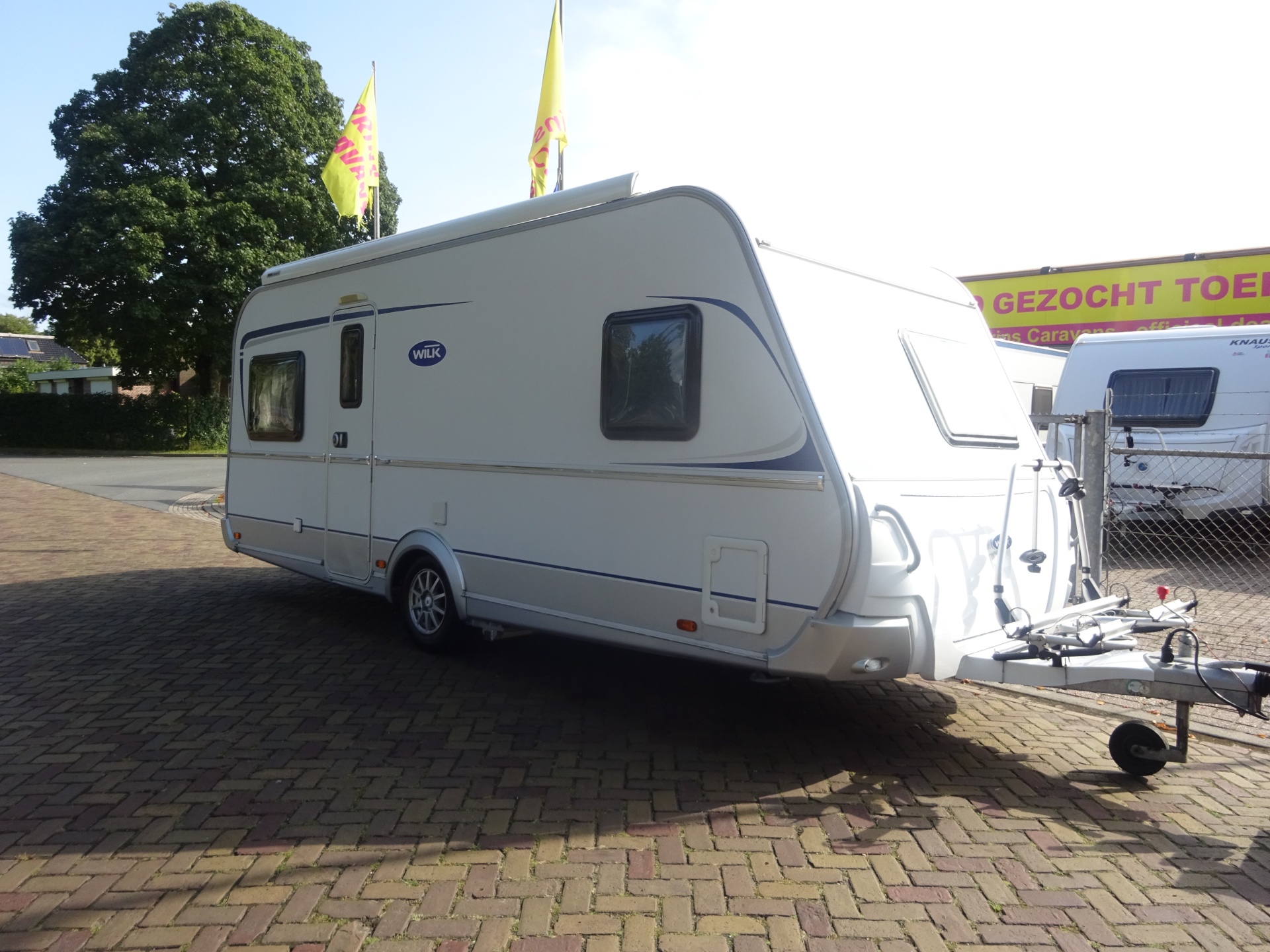 Wilk Sento 490 HTD+Mover+Luifel