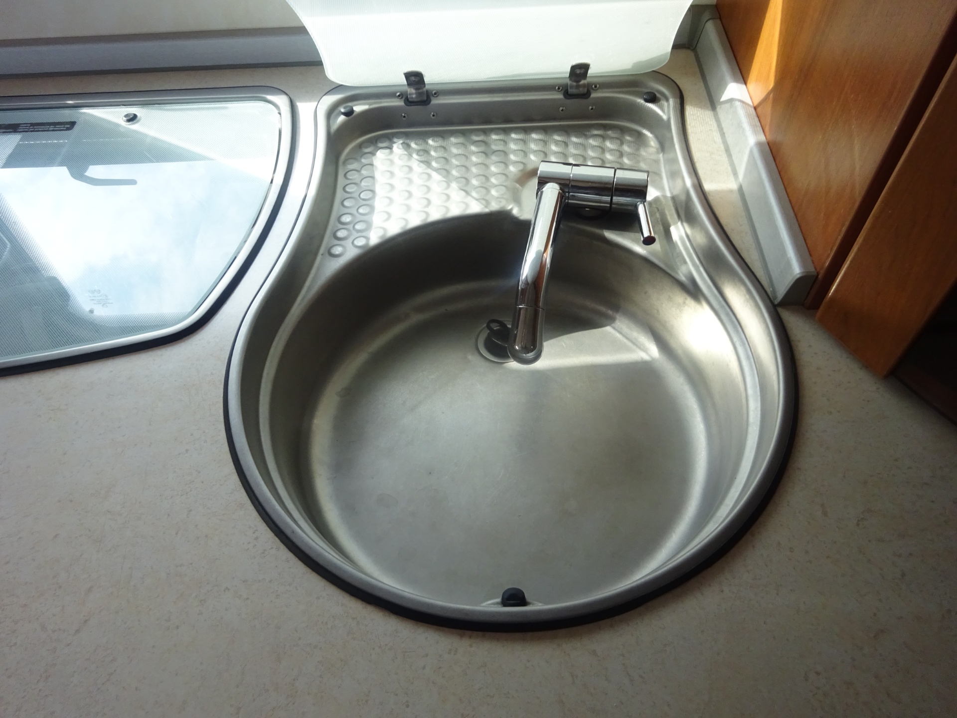 Wilk Sento 490 HTD+Mover+Luifel