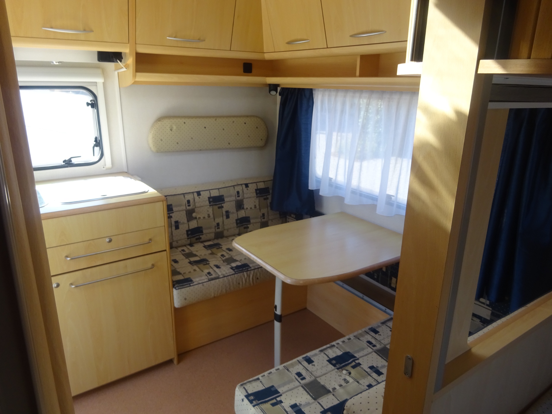 Chateau Calista  390 Frans Bed en Treinzit #TOPPER#