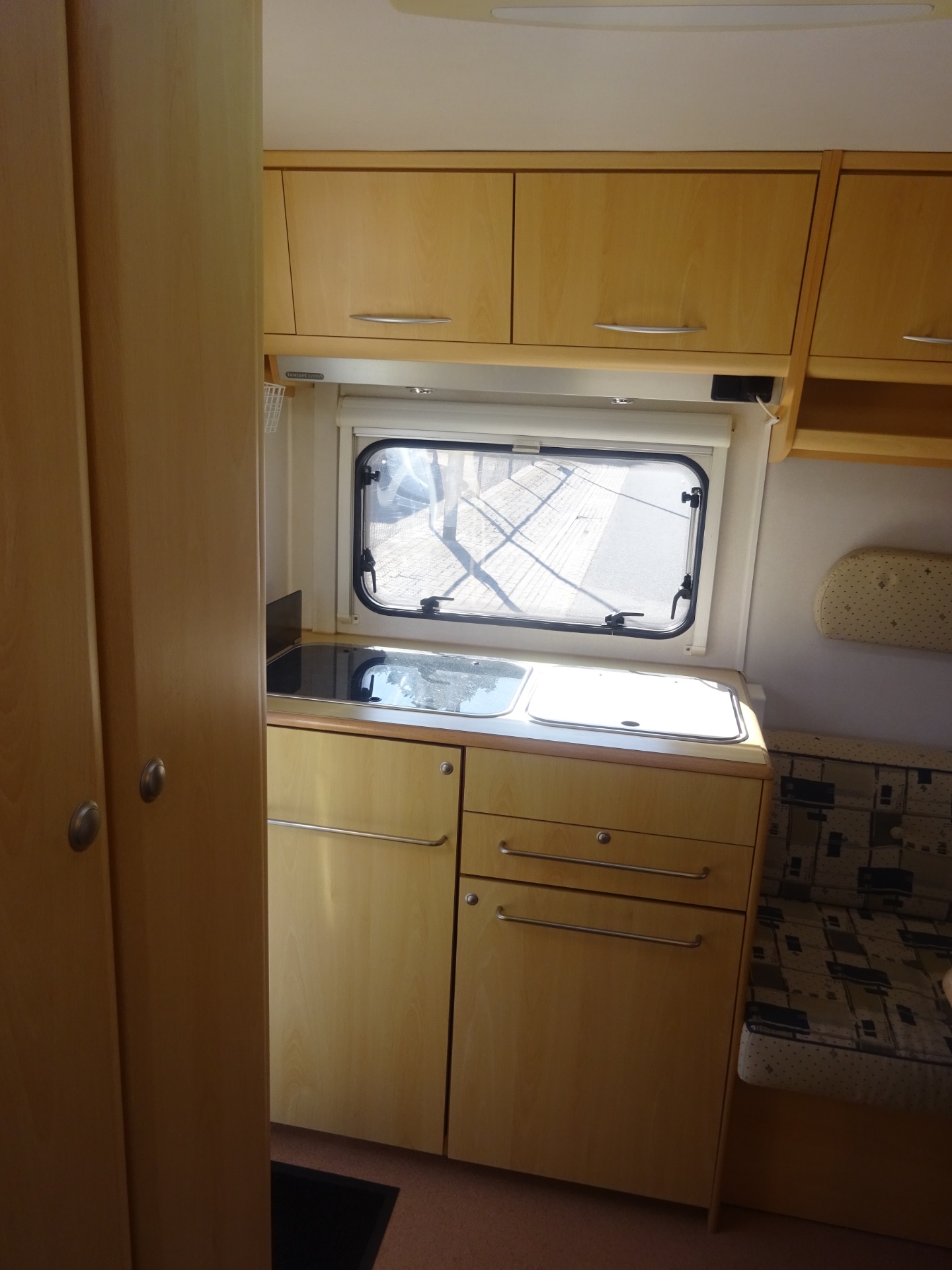 Chateau Calista  390 Frans Bed en Treinzit #TOPPER#