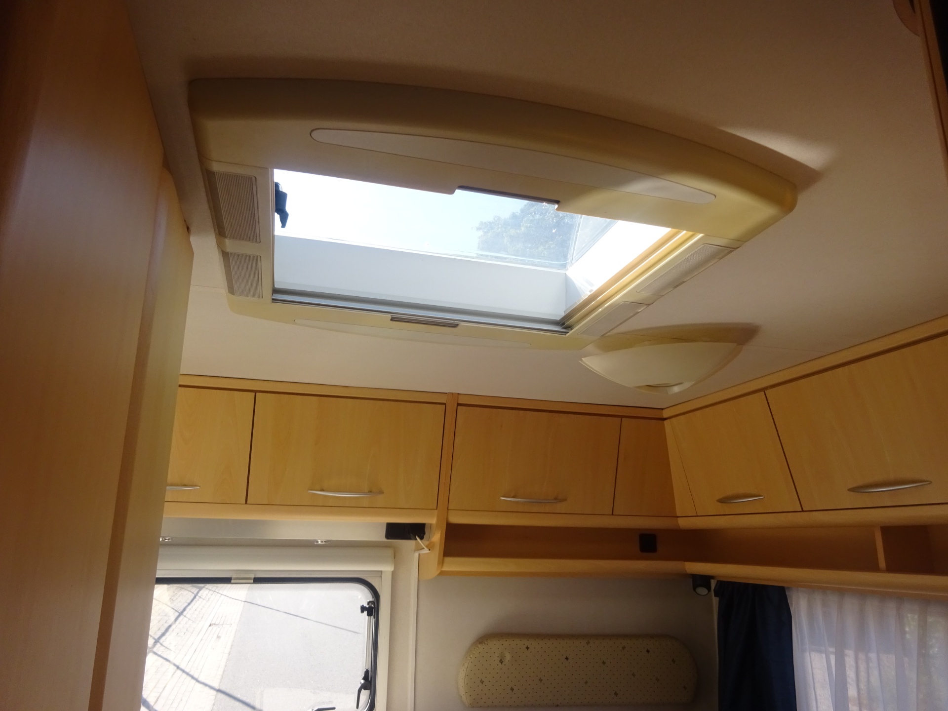 Chateau Calista  390 Frans Bed en Treinzit #TOPPER#