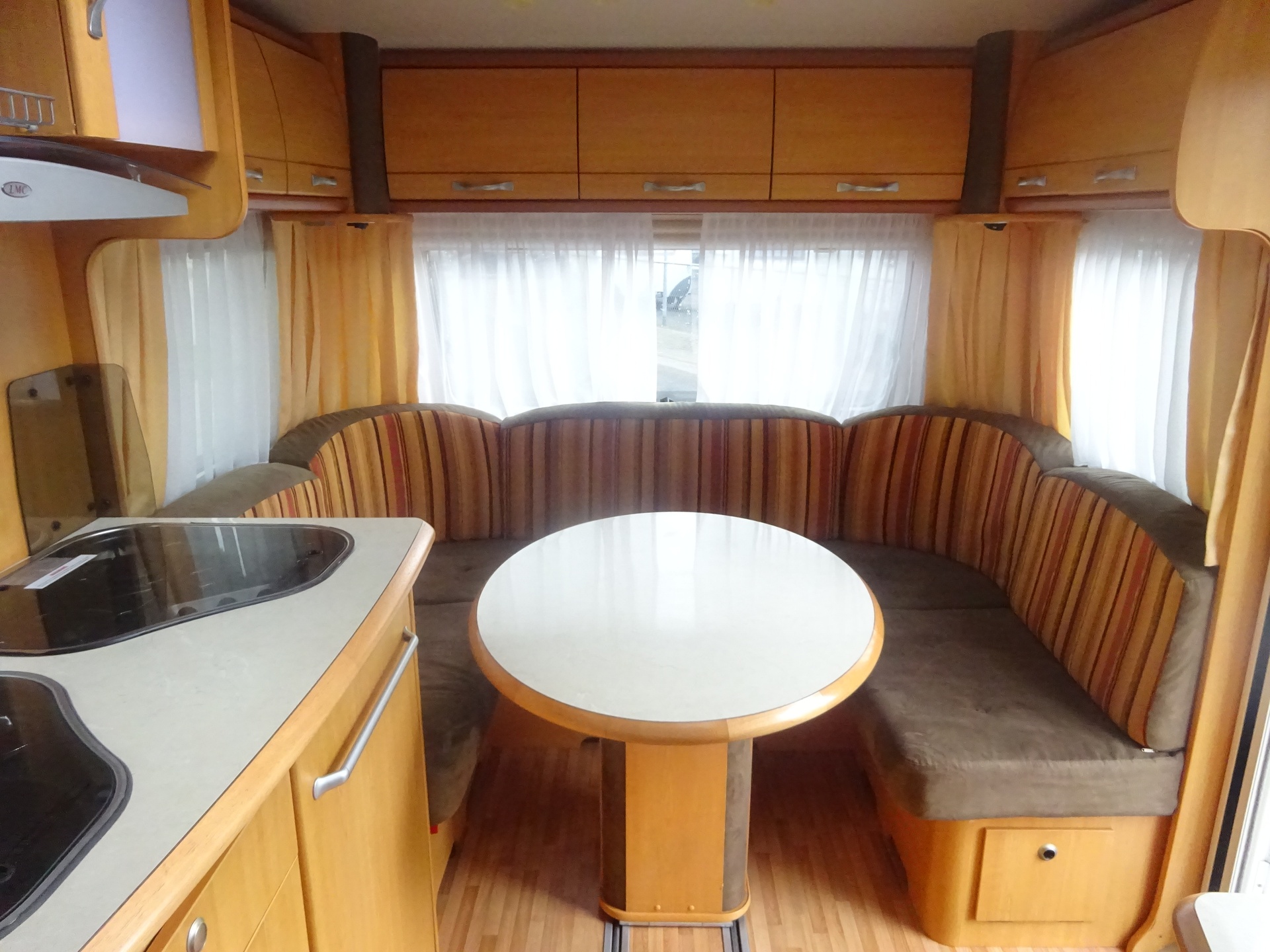 Lmc Munsterland 520 HTE Enkele Bedden+Mover+Luifel