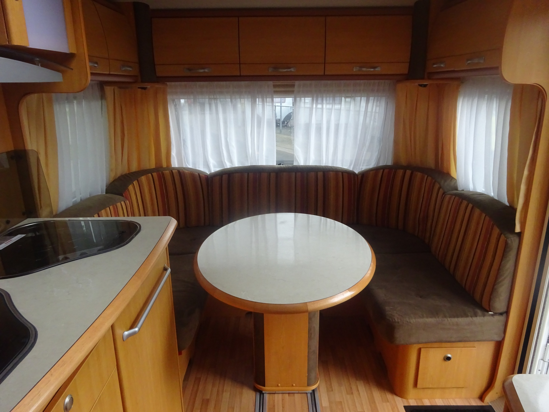 Lmc Munsterland 520 HTE Enkele Bedden+Mover+Luifel