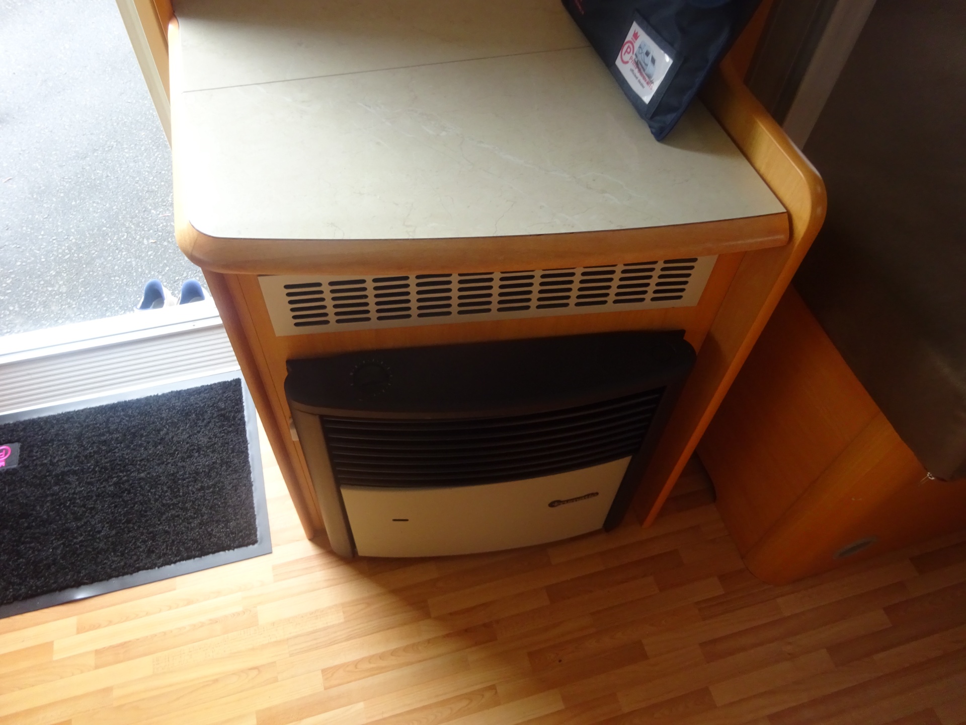 Lmc Munsterland 520 HTE Enkele Bedden+Mover+Luifel