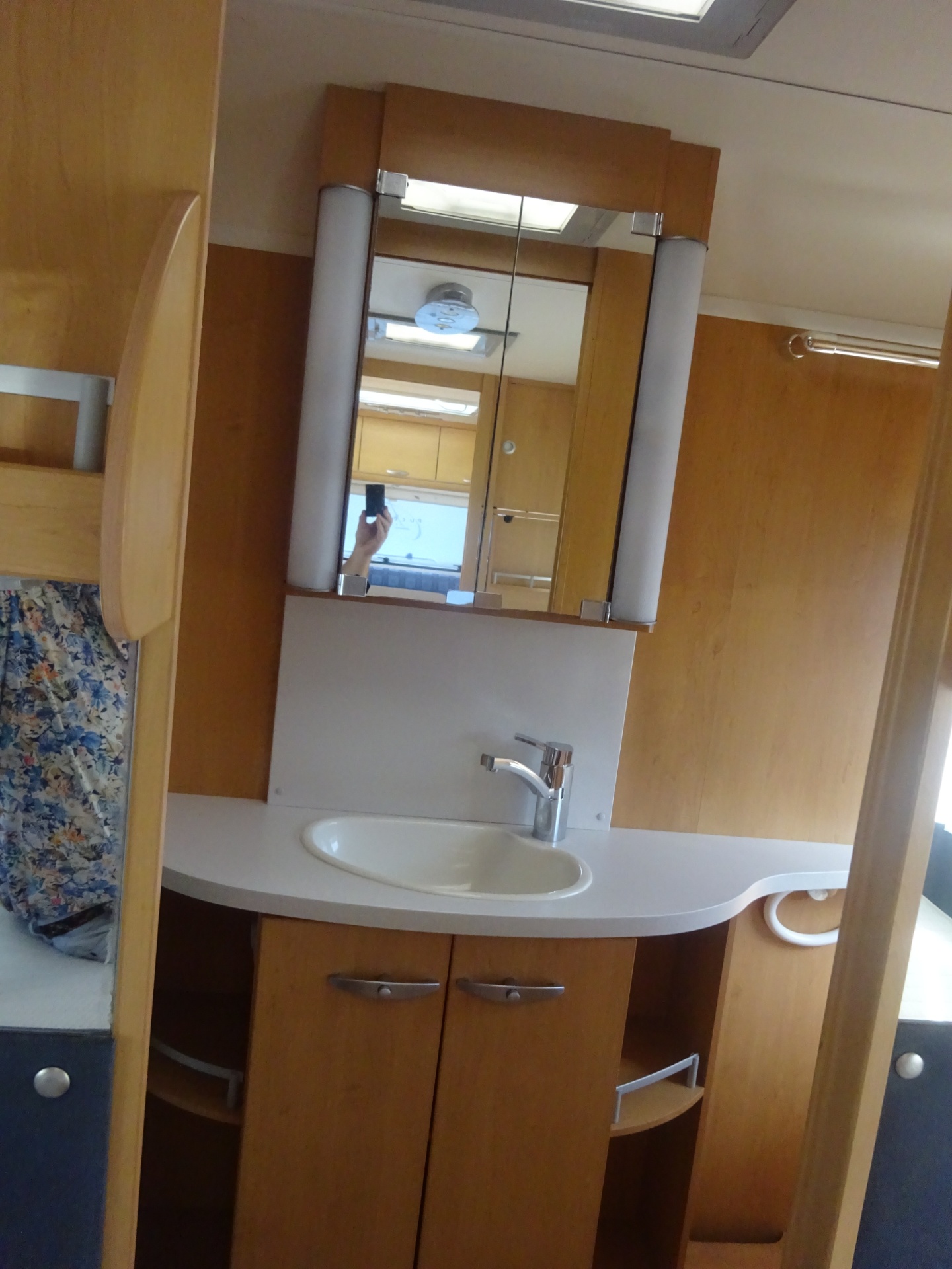 Knaus Sudwind 580 Ul Enkele Bedden#Grote Badkamer#