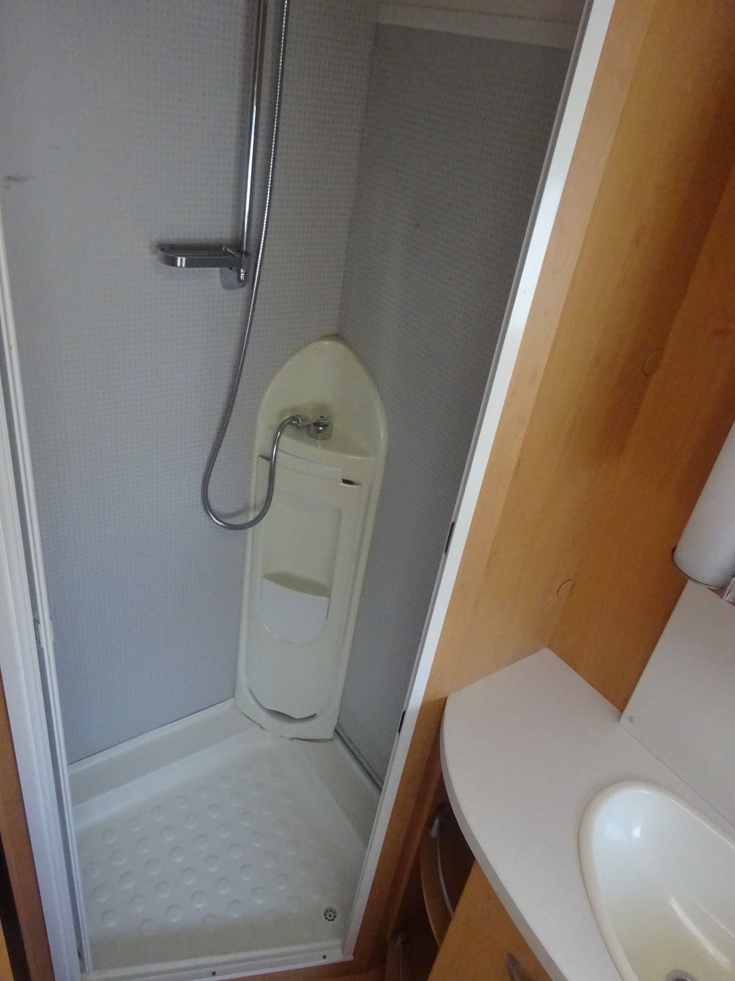 Knaus Sudwind 580 Ul Enkele Bedden#Grote Badkamer#