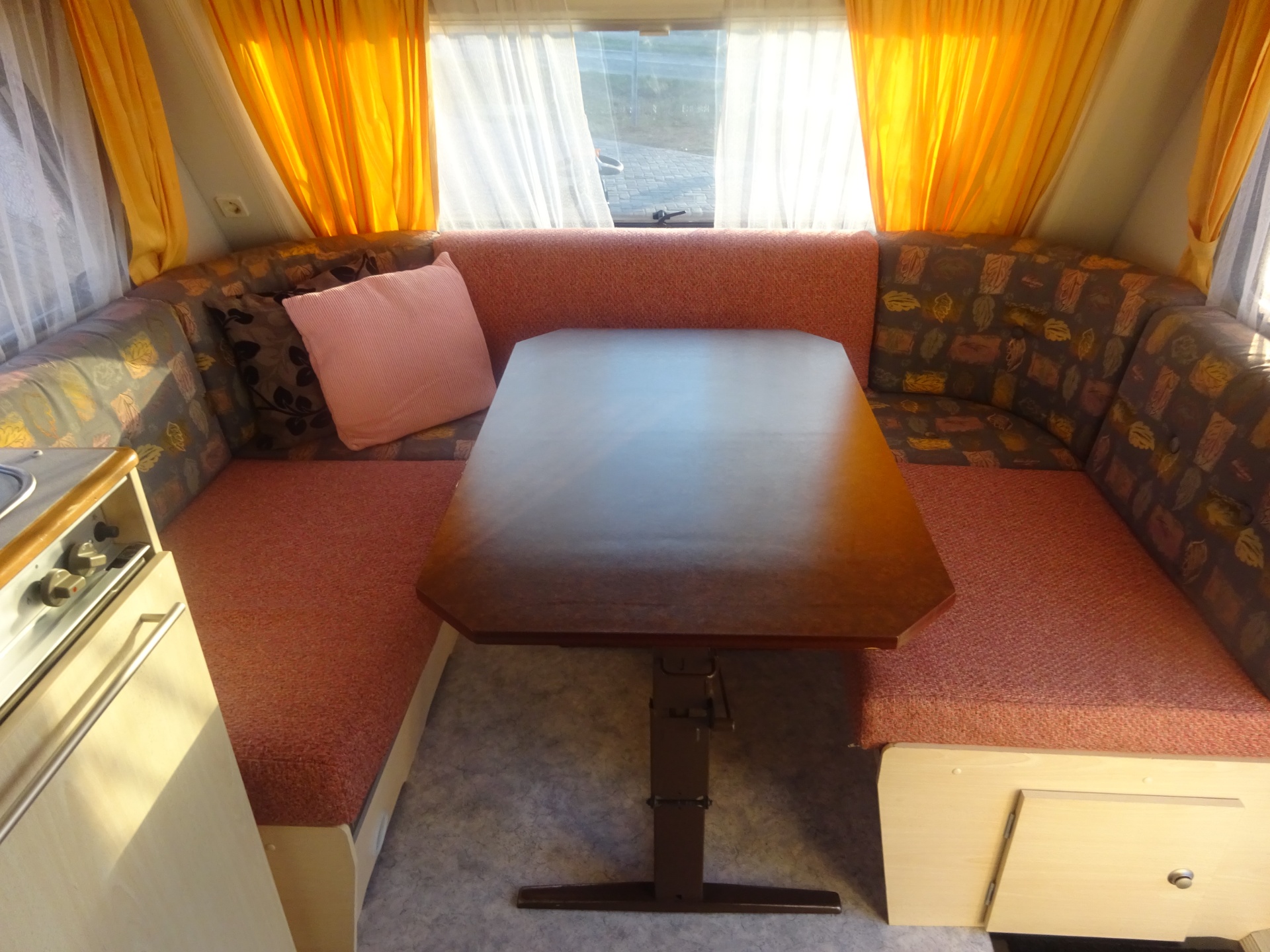 Kip Starline 47TDB met Mover