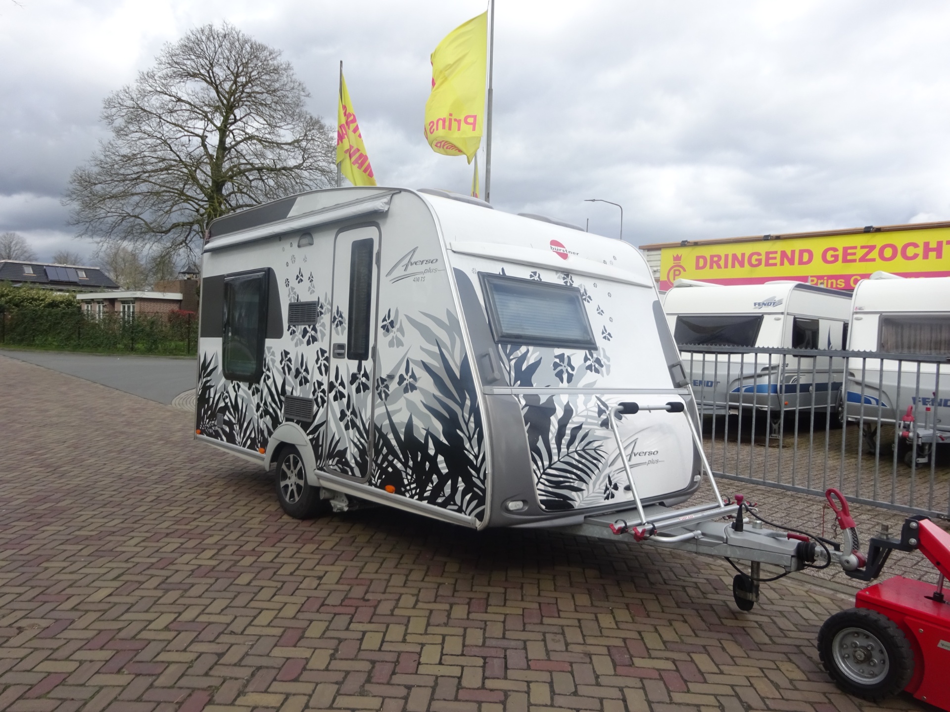 Burstner Averso 410 Plus Met HefBed en Mover