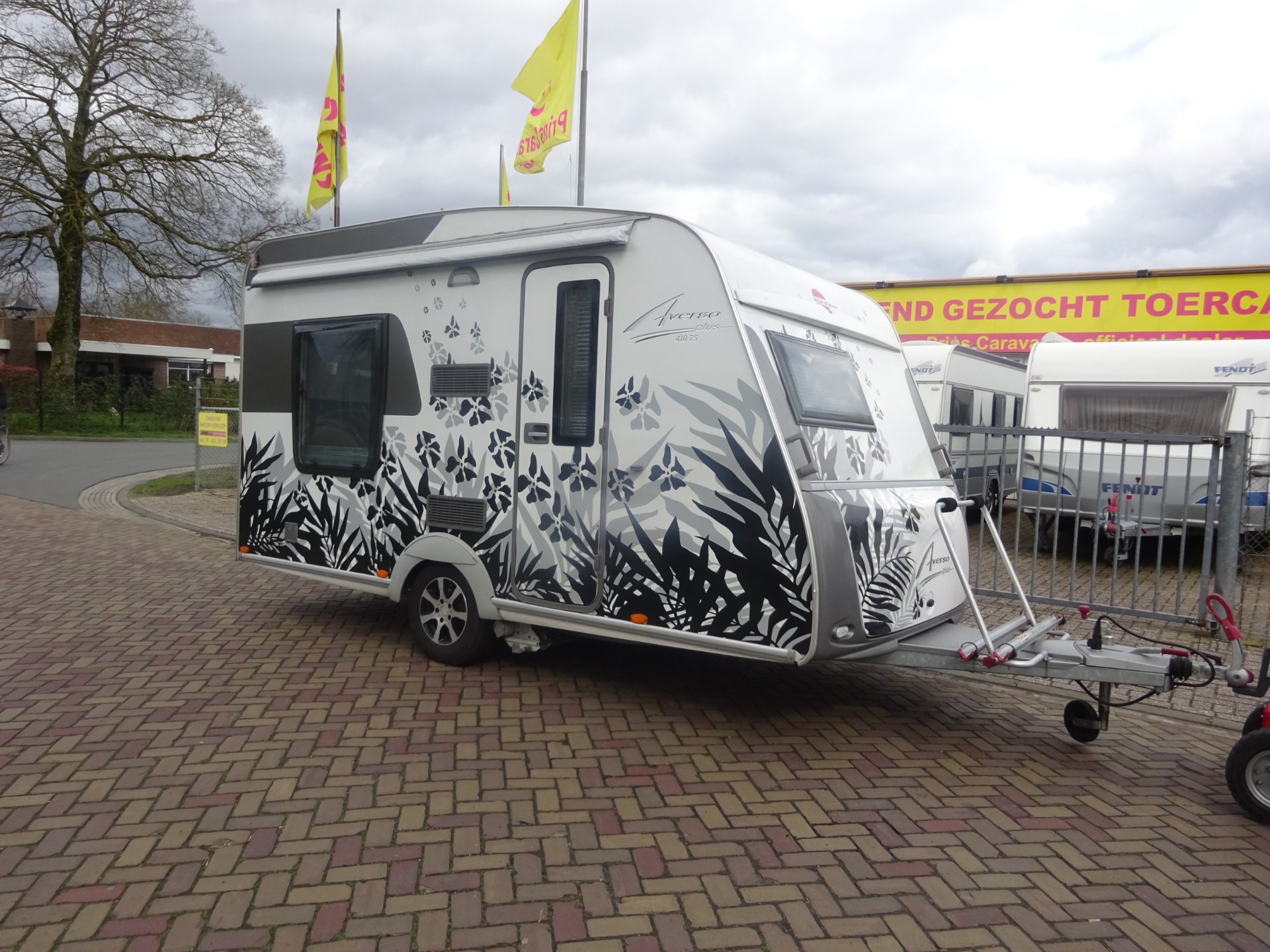 Burstner Averso 410 Plus Met HefBed en Mover
