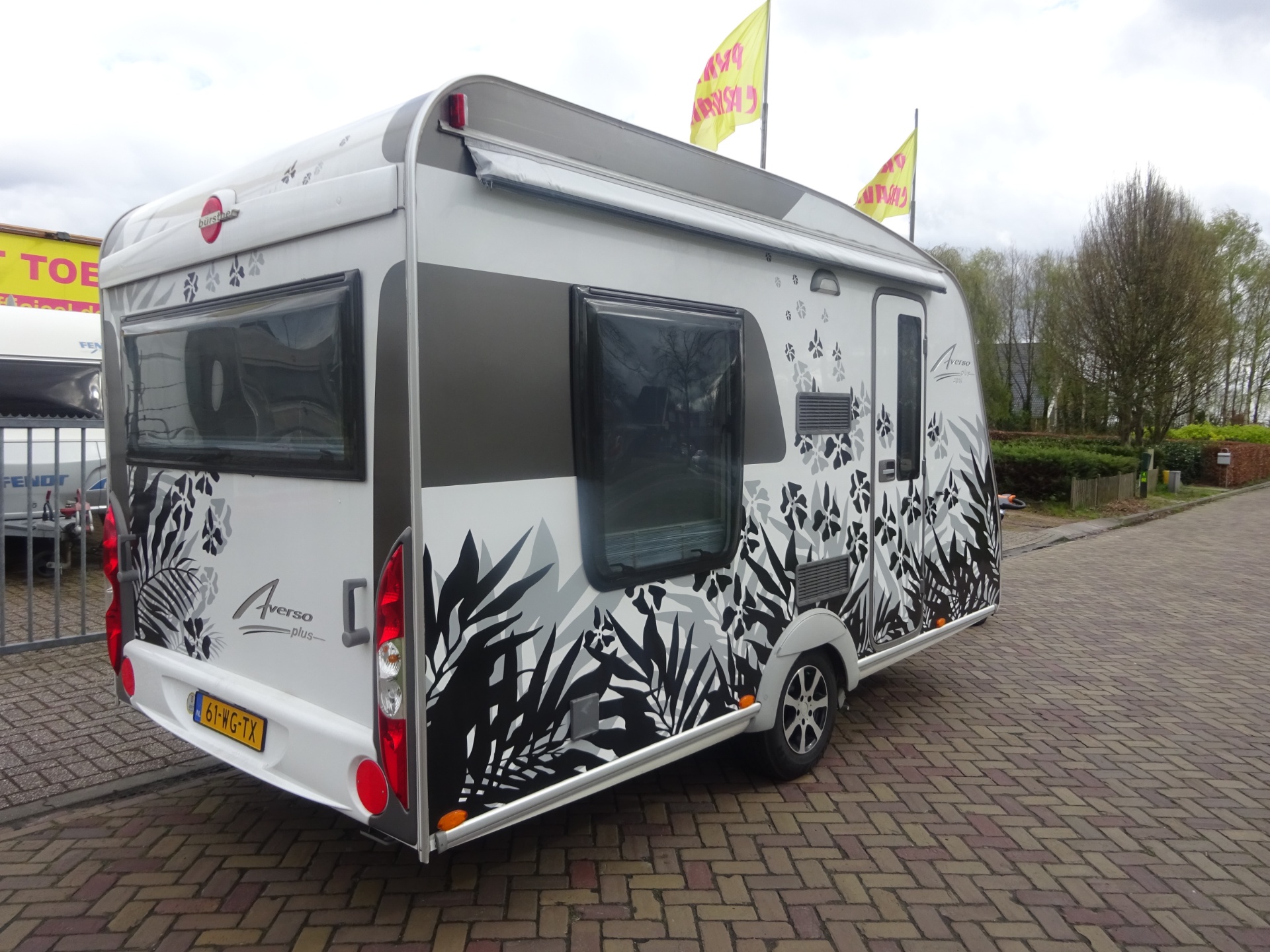 Burstner Averso 410 Plus Met HefBed en Mover