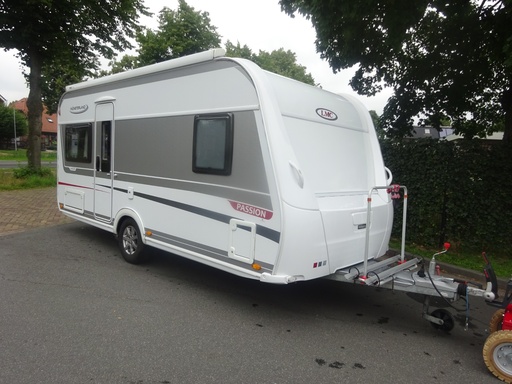 Lmc Passion 470D Met Frans Bed en Rondzit+Mover+Luifel