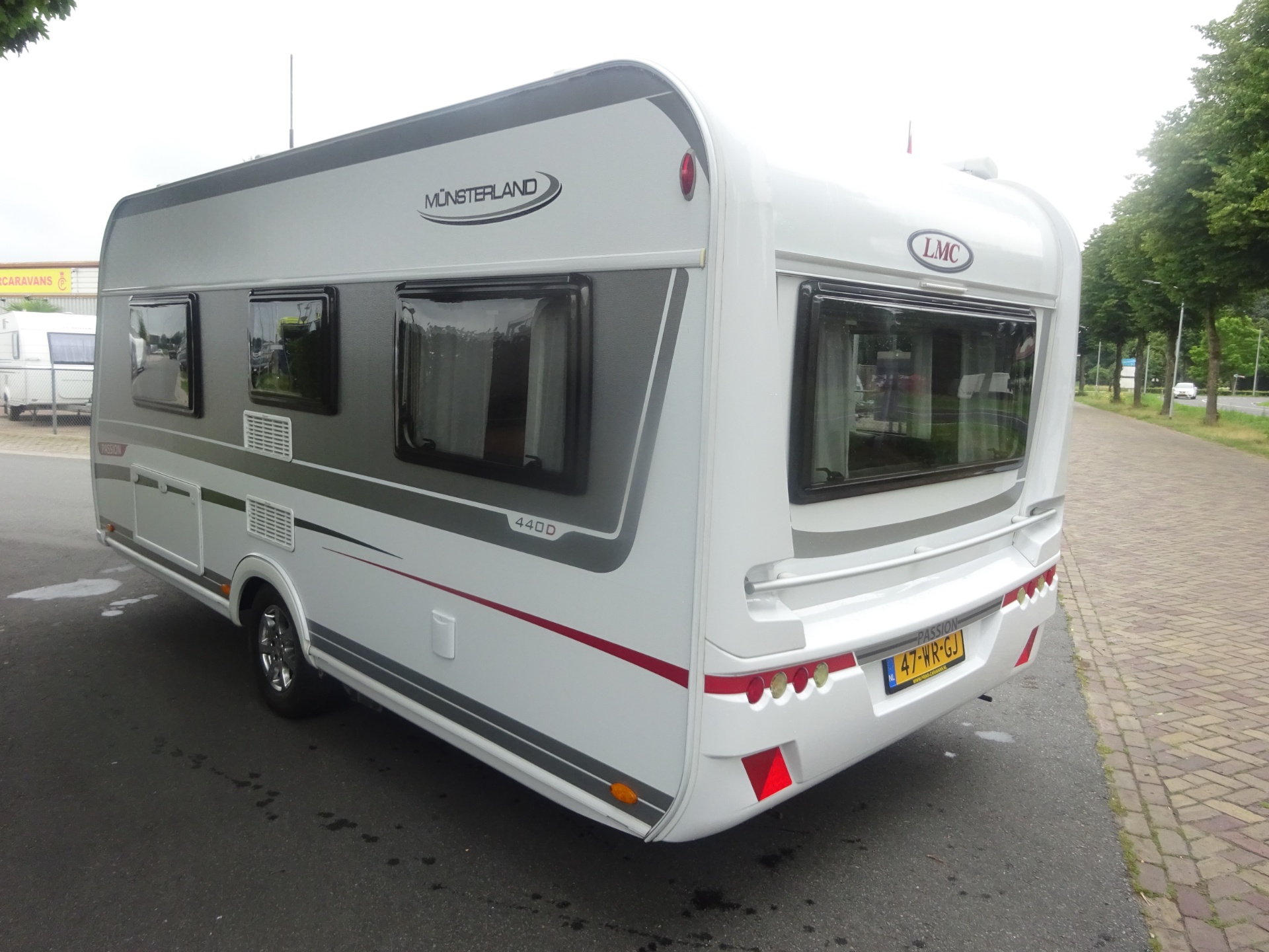 Lmc Passion 470D Met Frans Bed en Rondzit+Mover+Luifel