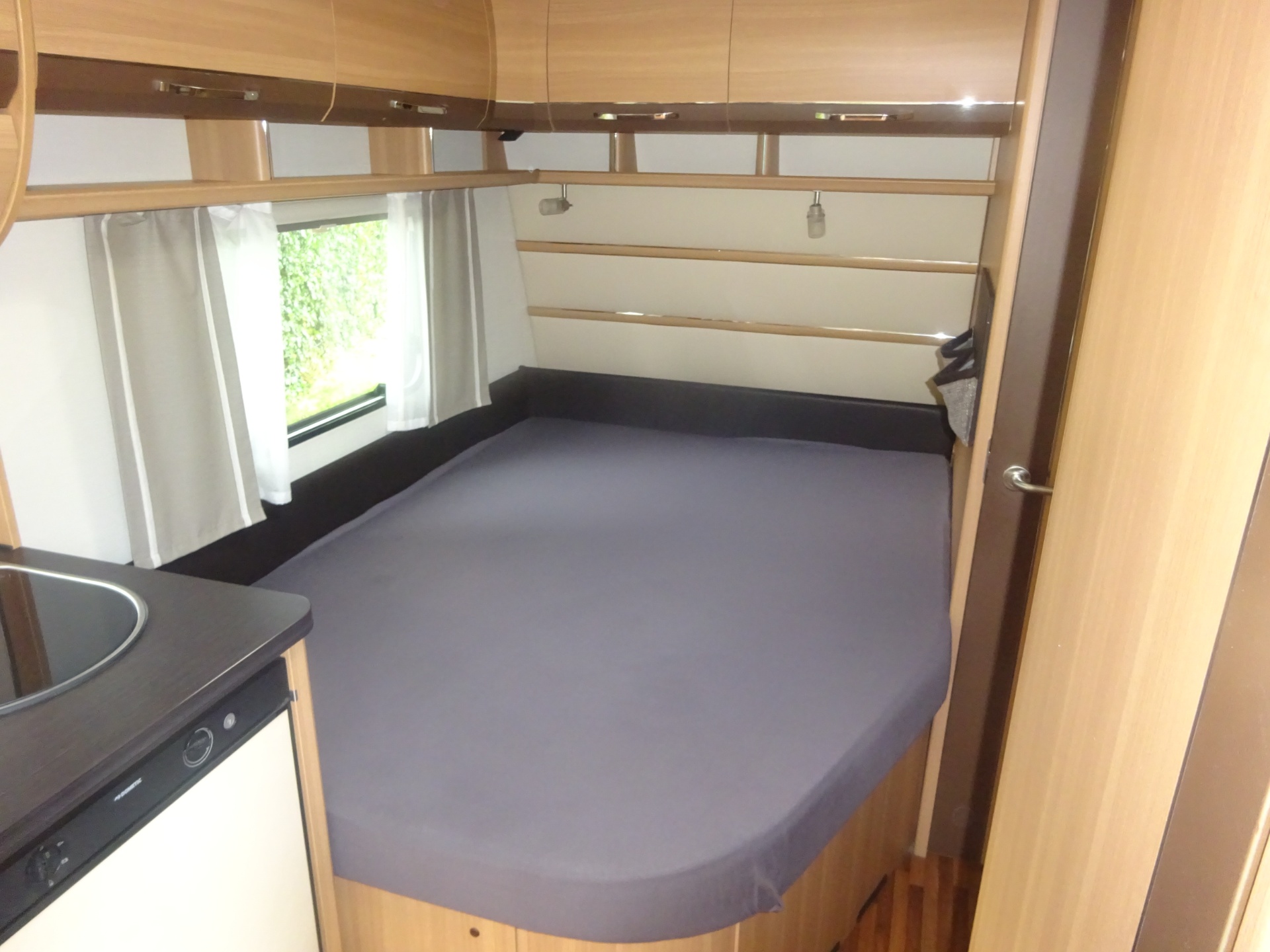 Lmc Passion 470D Met Frans Bed en Rondzit+Mover+Luifel