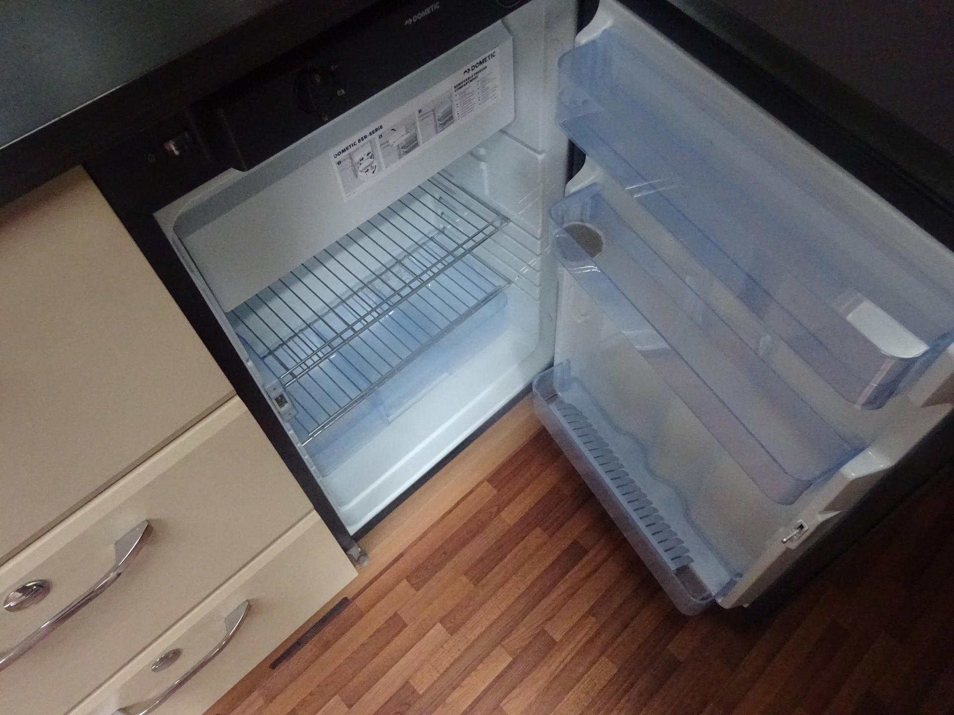 Lmc Passion 470D Met Frans Bed en Rondzit+Mover+Luifel