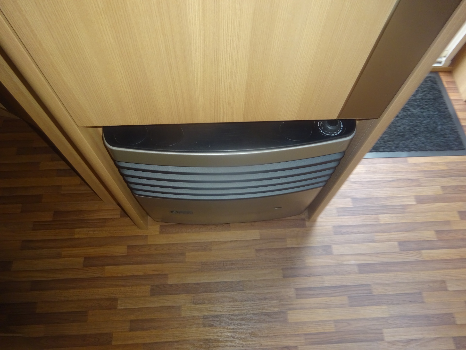 Lmc Passion 470D Met Frans Bed en Rondzit+Mover+Luifel