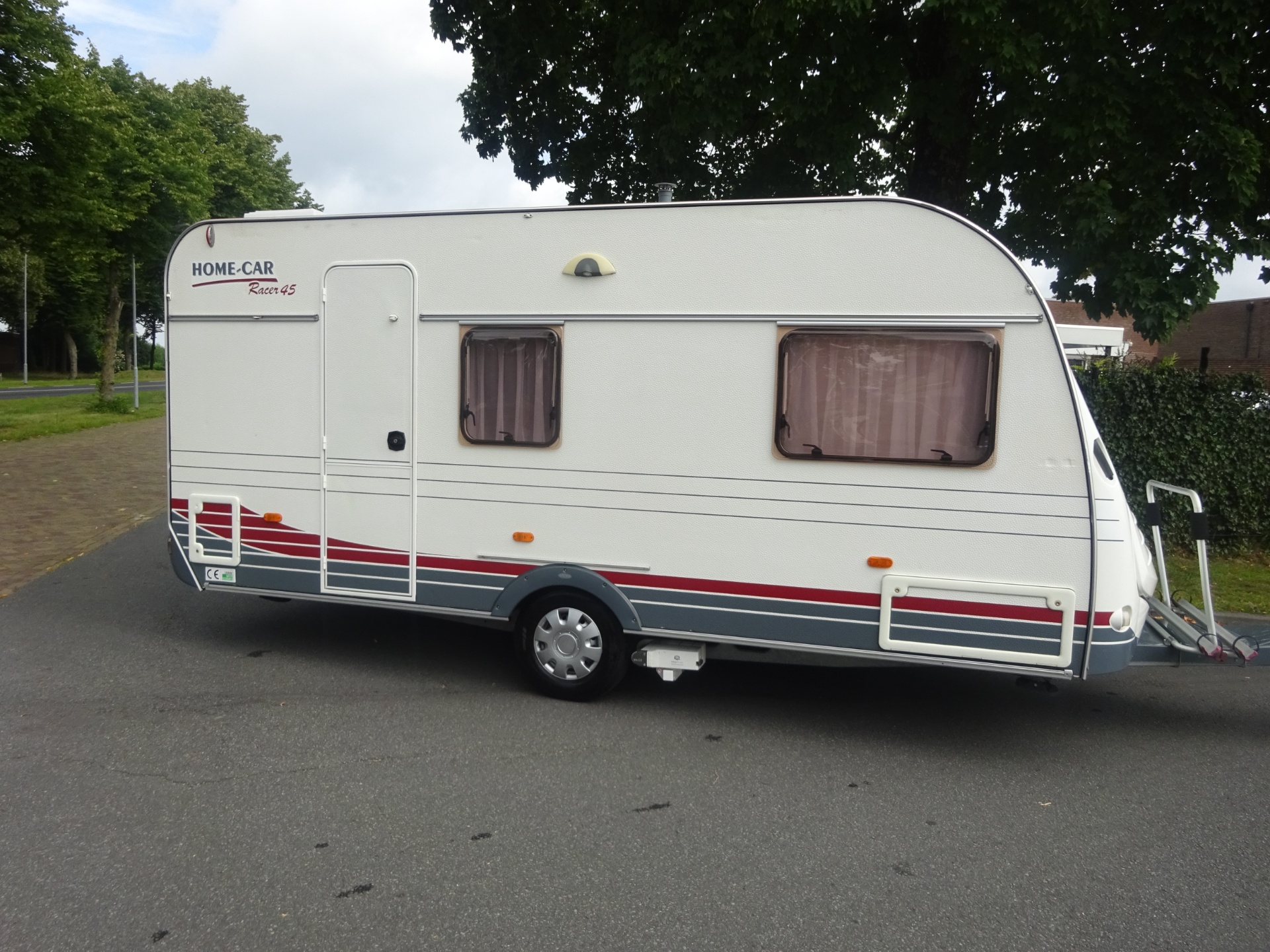 Home-car Racer 450 Ruime Caravan Met Nieuwe Mover