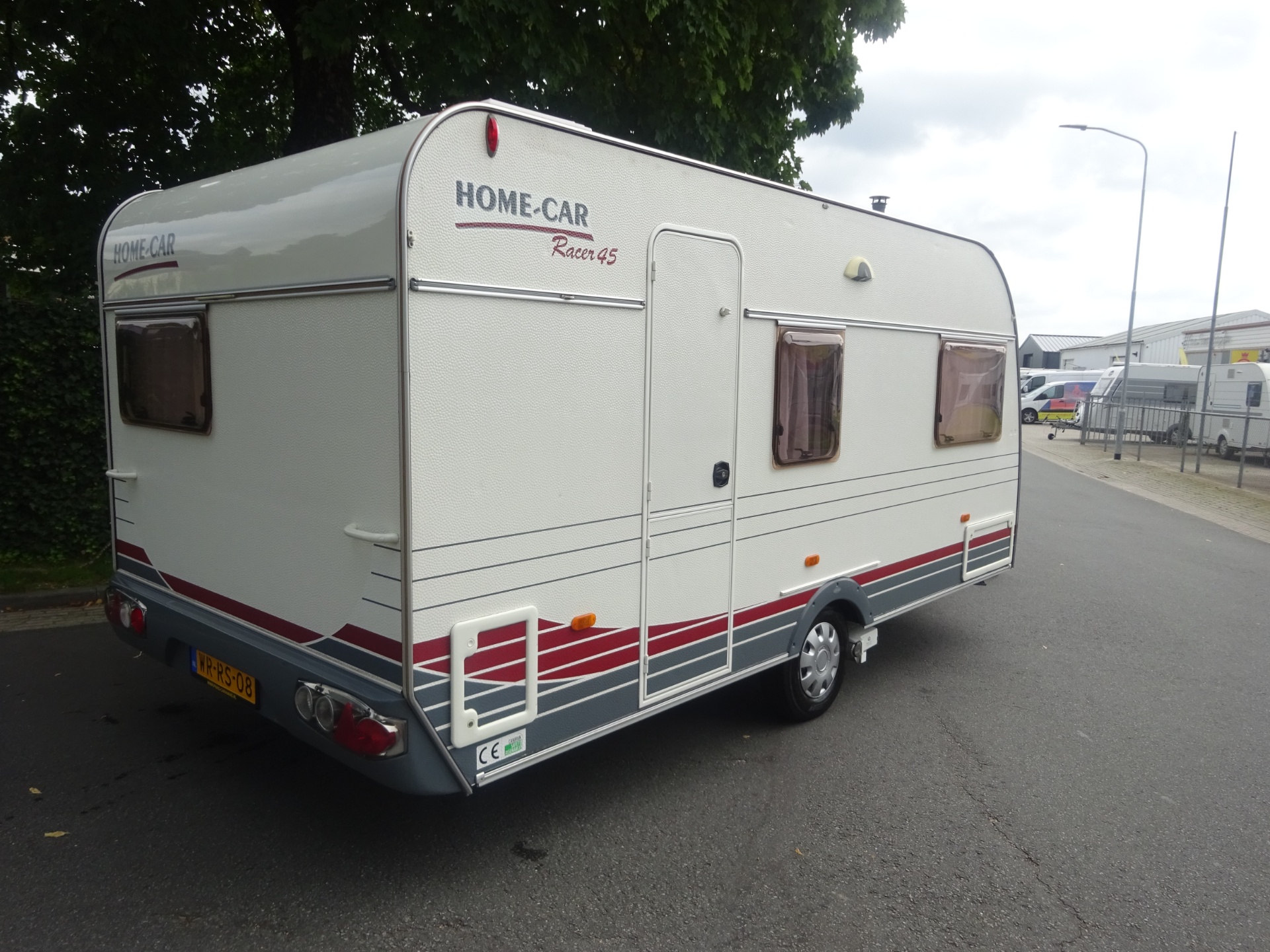 Home-car Racer 450 Ruime Caravan Met Nieuwe Mover