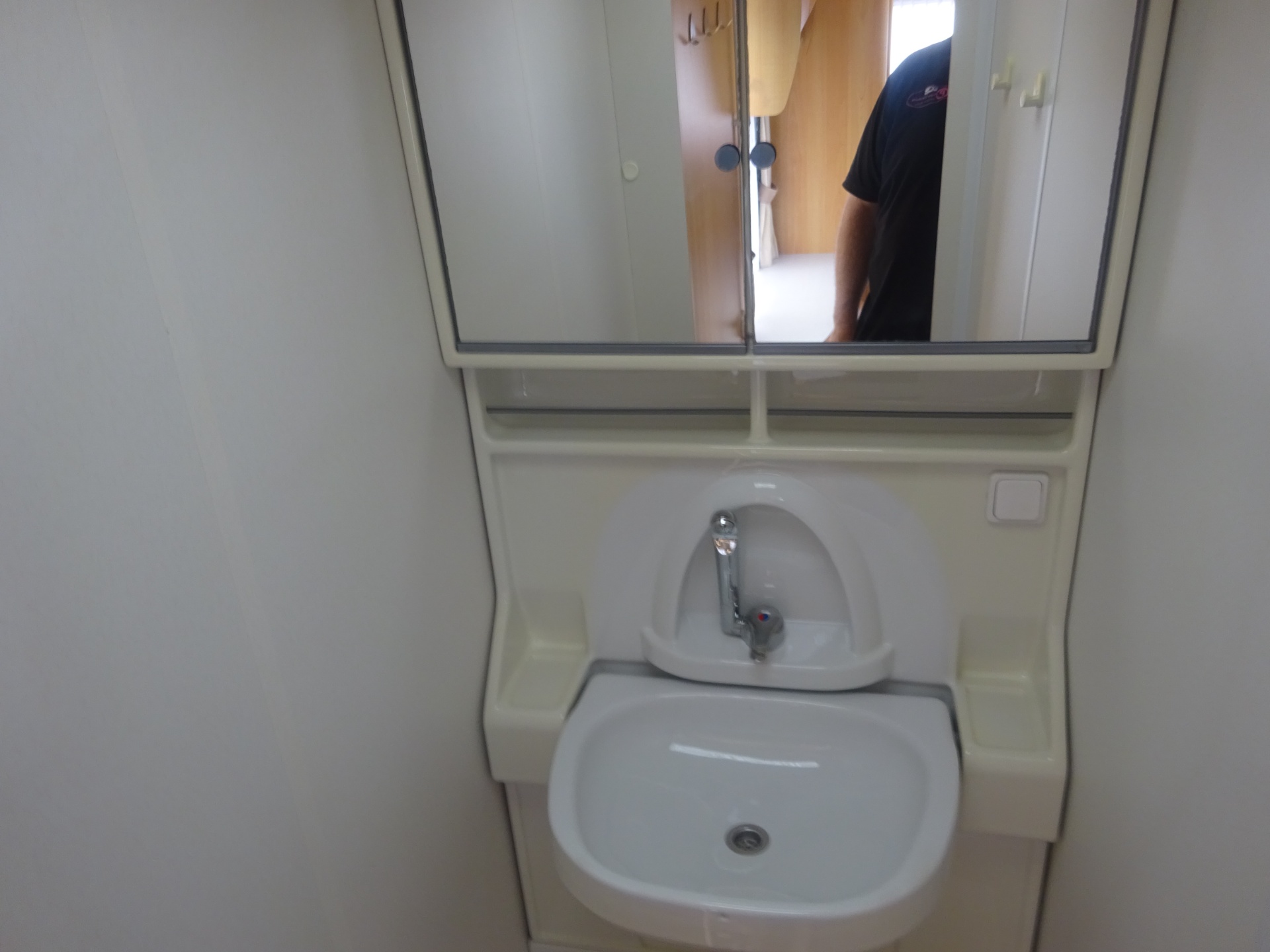 Home-car Racer 450 Ruime Caravan Met Nieuwe Mover