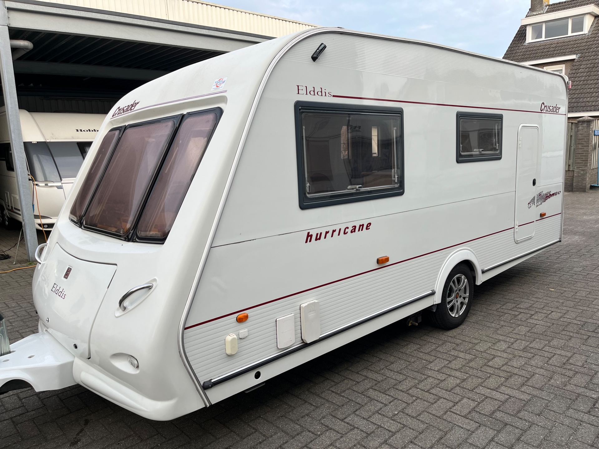 Elddis Crusader 470 hurricane MOVER en DOUCHE