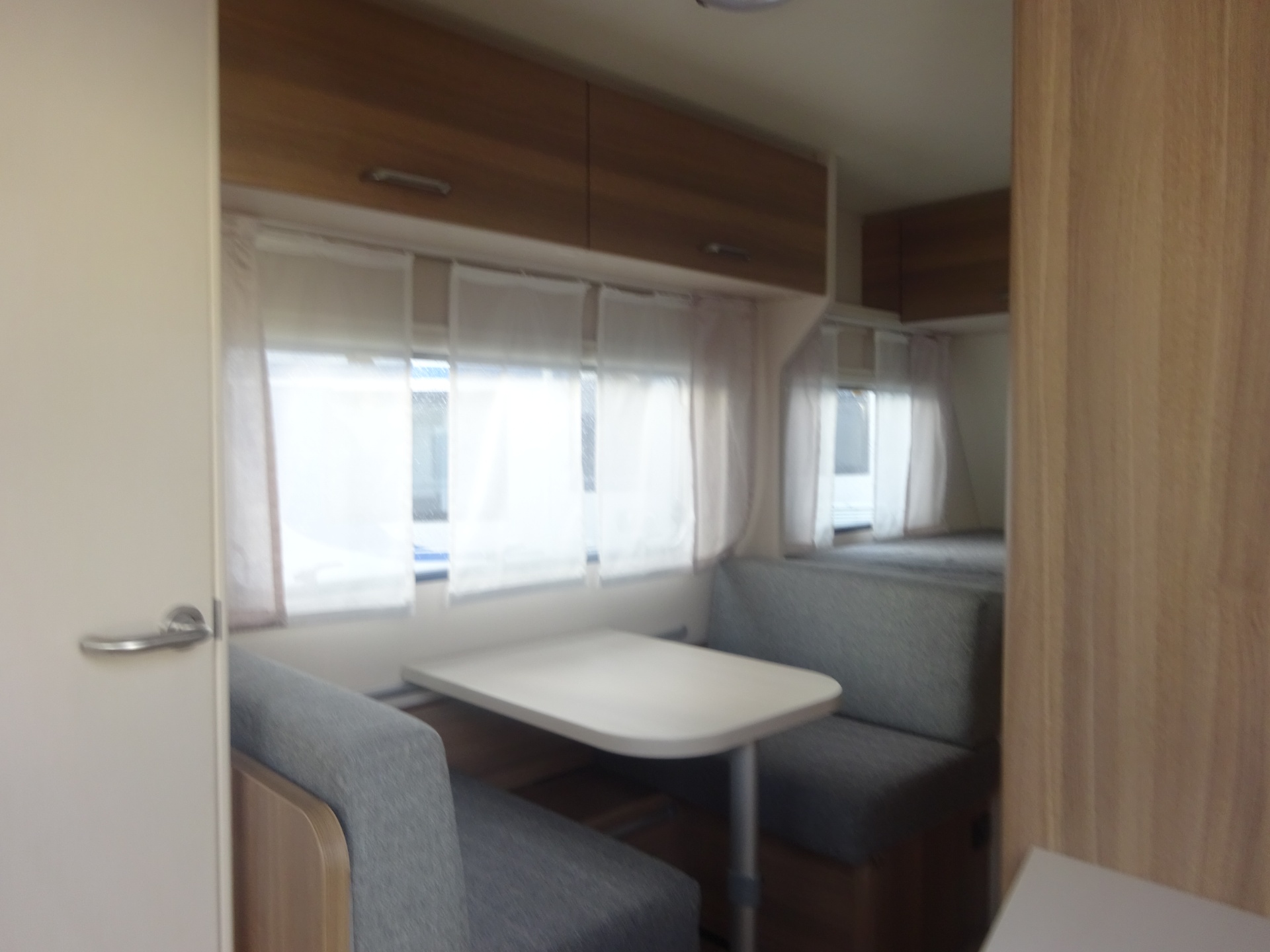 Dethleffs C-Joy 390 QSH Vast Bed+Mover