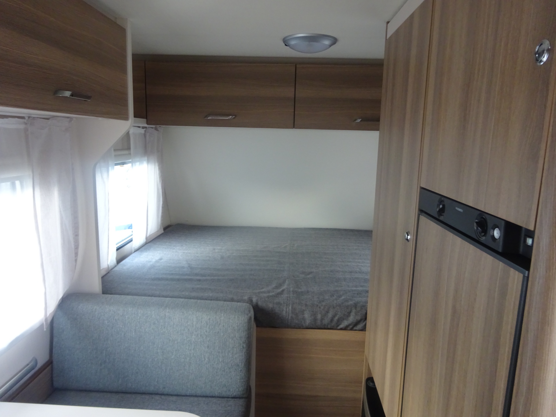 Dethleffs C-Joy 390 QSH Vast Bed+Mover