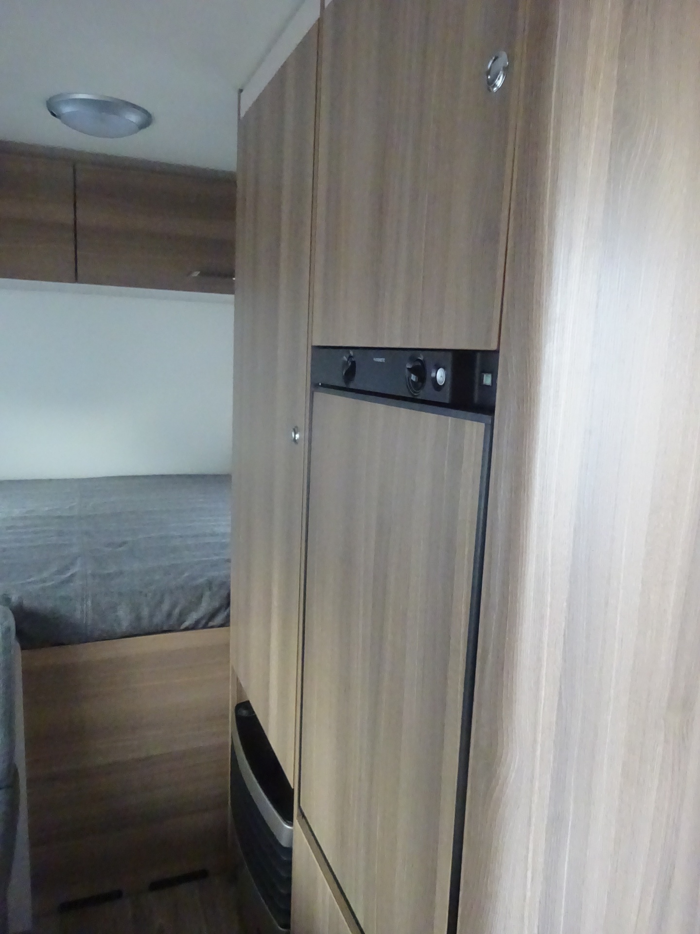 Dethleffs C-Joy 390 QSH Vast Bed+Mover