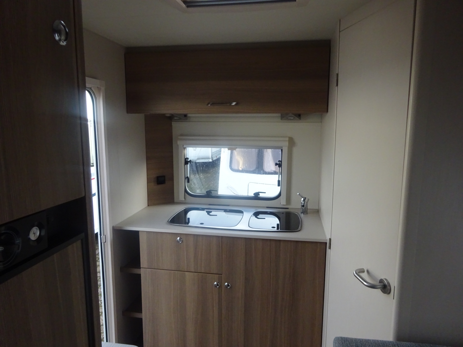 Dethleffs C-Joy 390 QSH Vast Bed+Mover