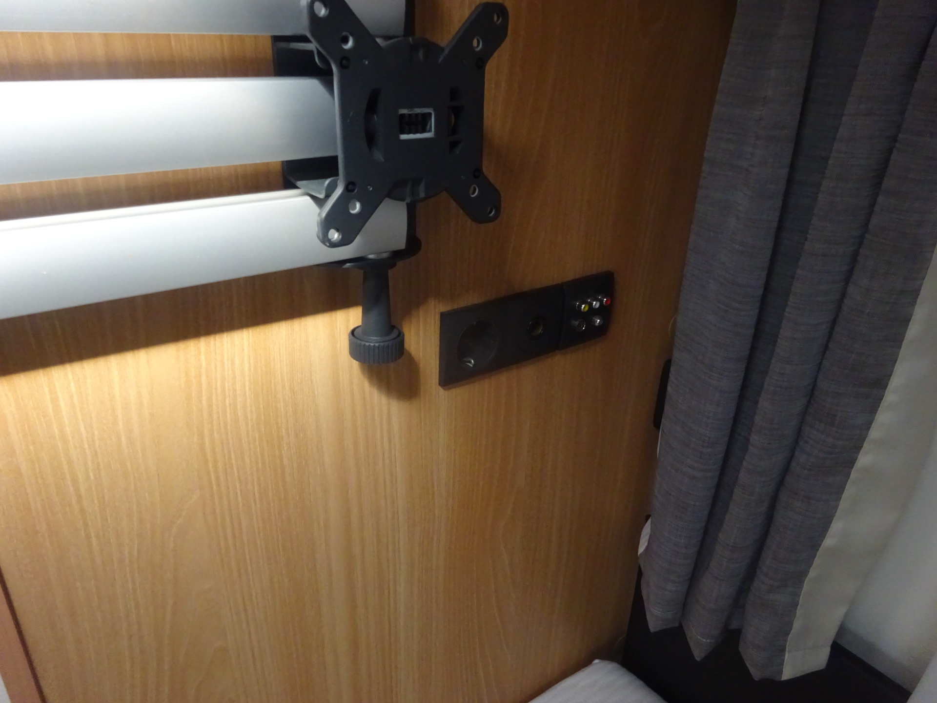 Knaus Sudwind 460 EU Silverselection GERESERVEERD