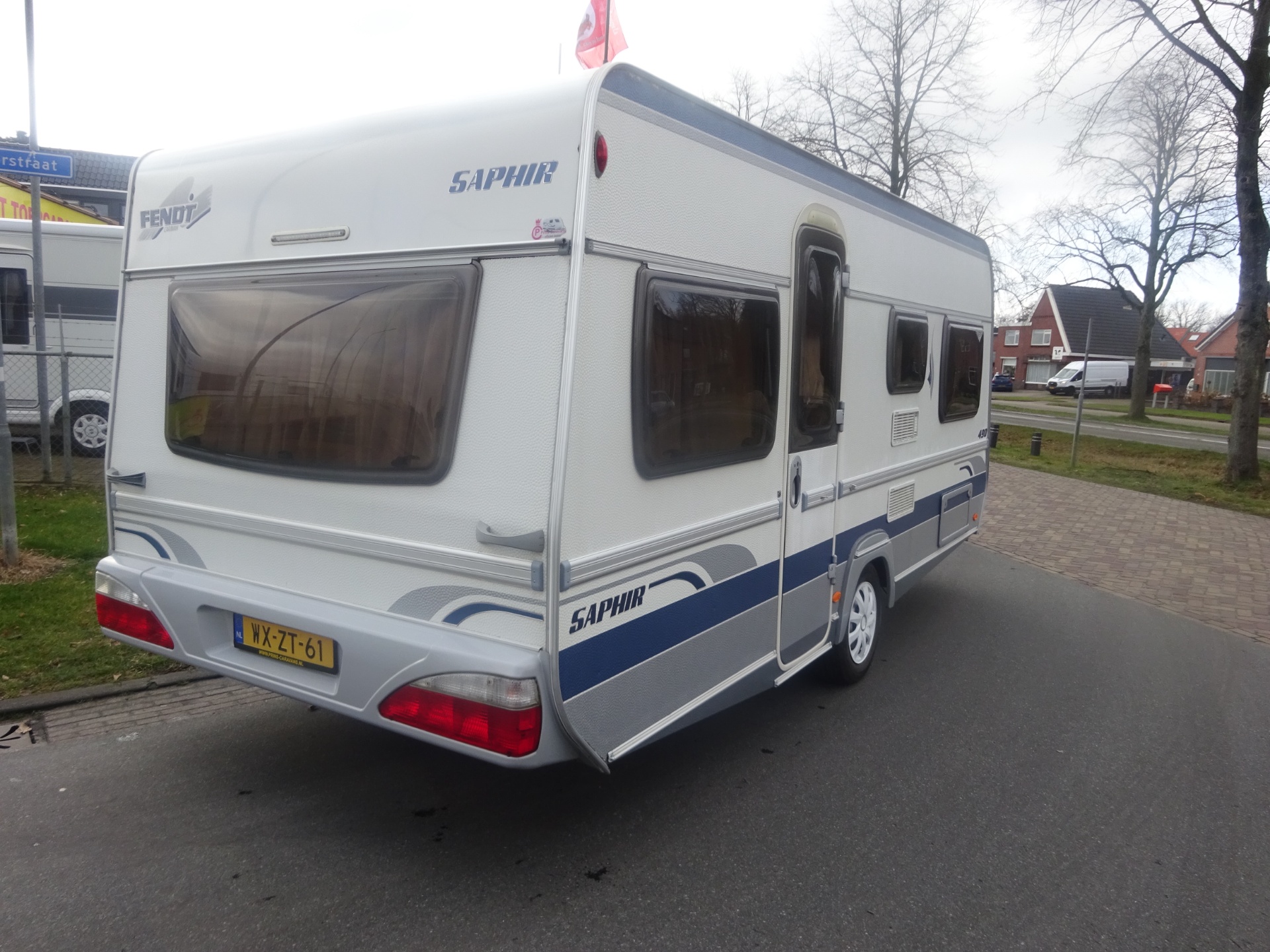 Fendt Saphir 490 Dwars Bed + Rondzit