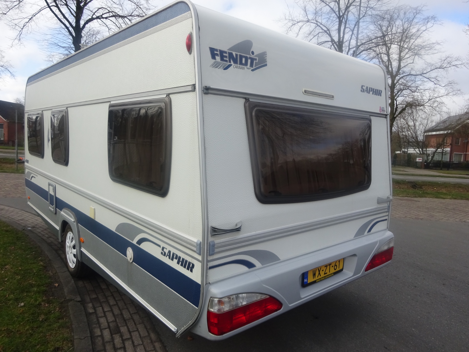 Fendt Saphir 490 Dwars Bed + Rondzit