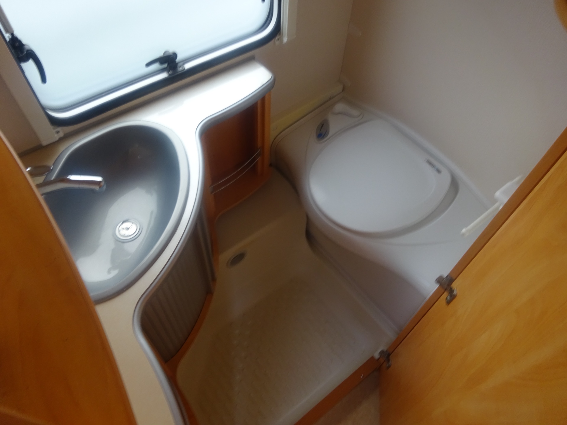 Fendt Saphir 490 Dwars Bed + Rondzit