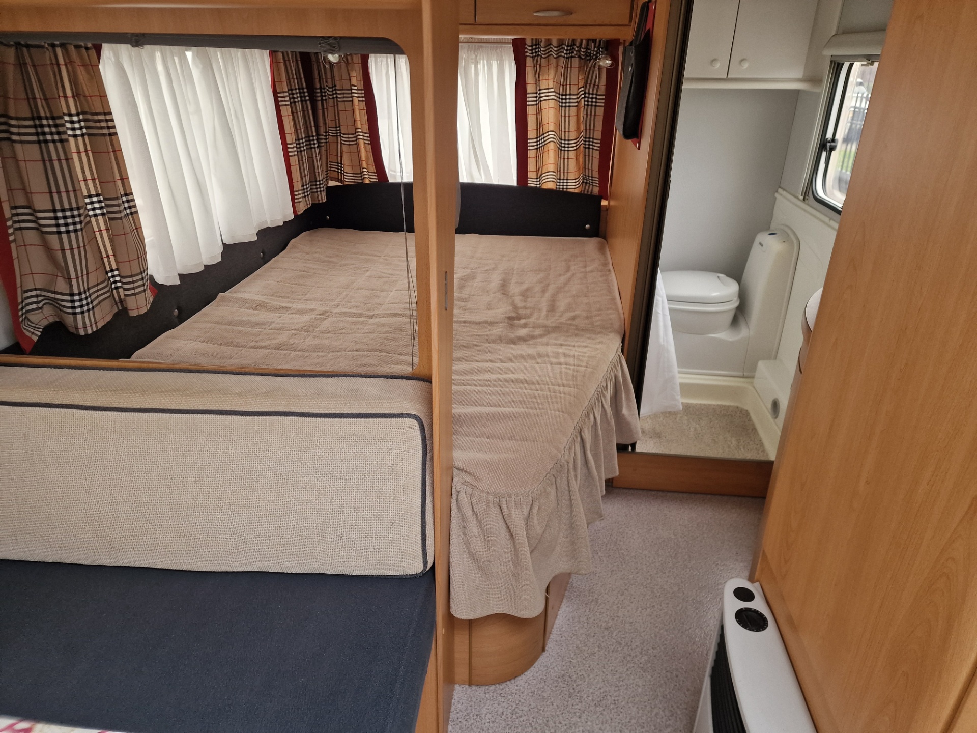 Knaus Sudwind 400 FU