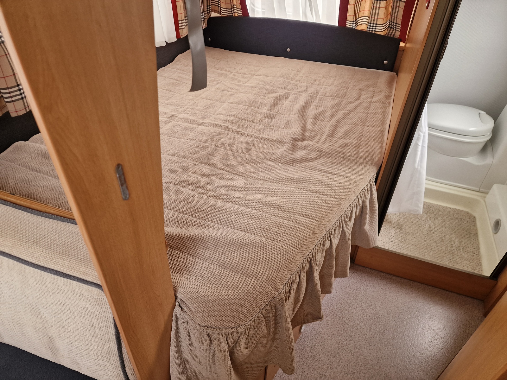 Knaus Sudwind 400 FU