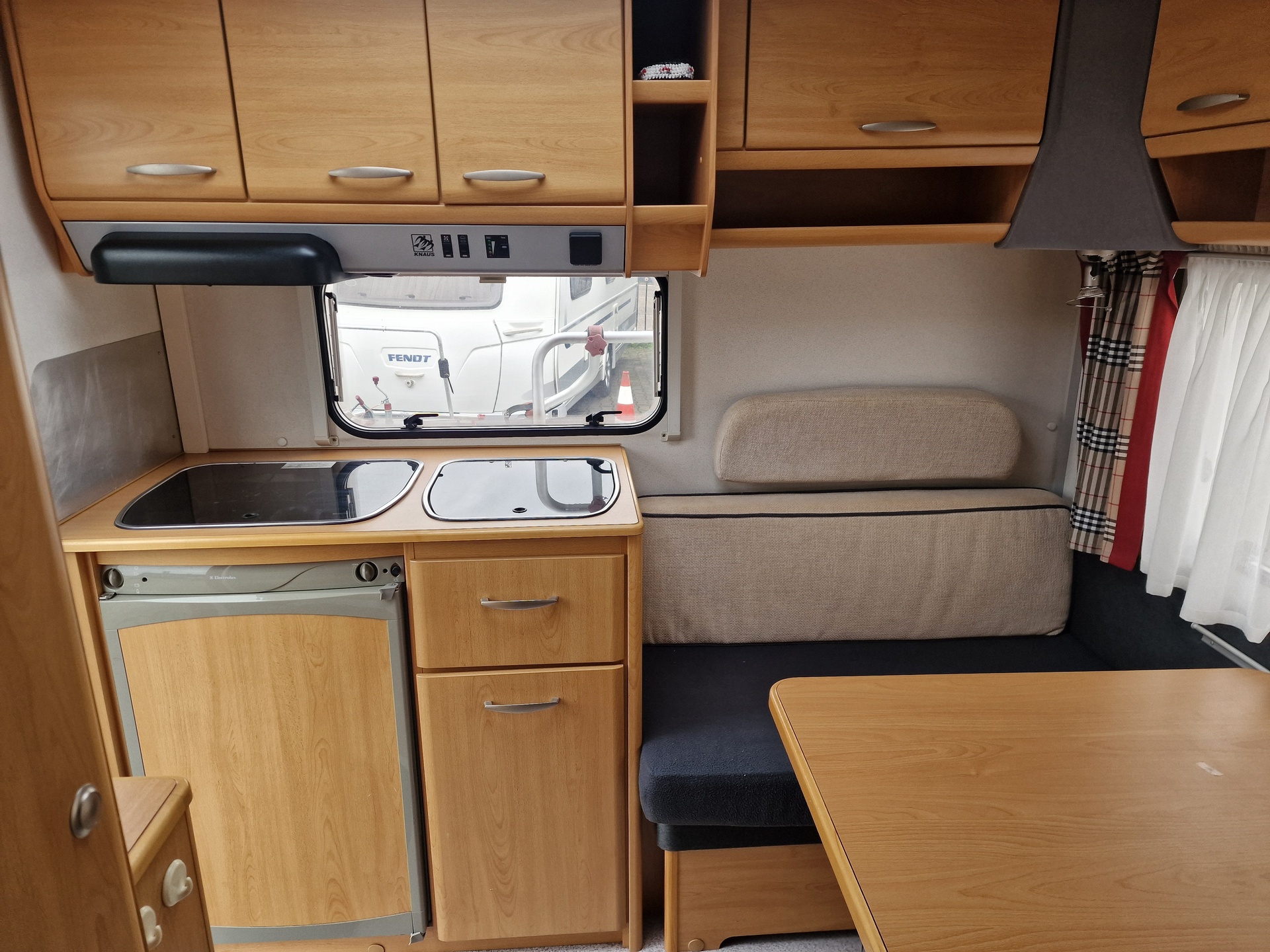 Knaus Sudwind 400 FU