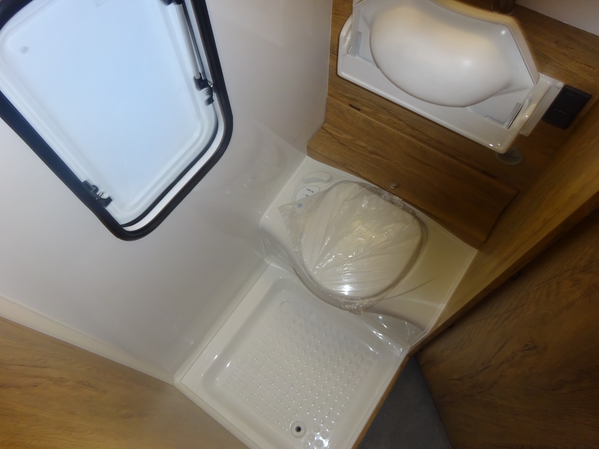 Niewiadow N-Cross Max 5 Persoons #PRIMEUR#