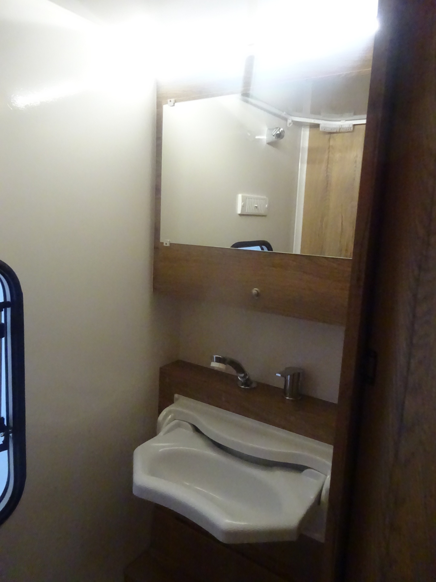 Niewiadow N-Cross Max 5 Persoons #PRIMEUR#