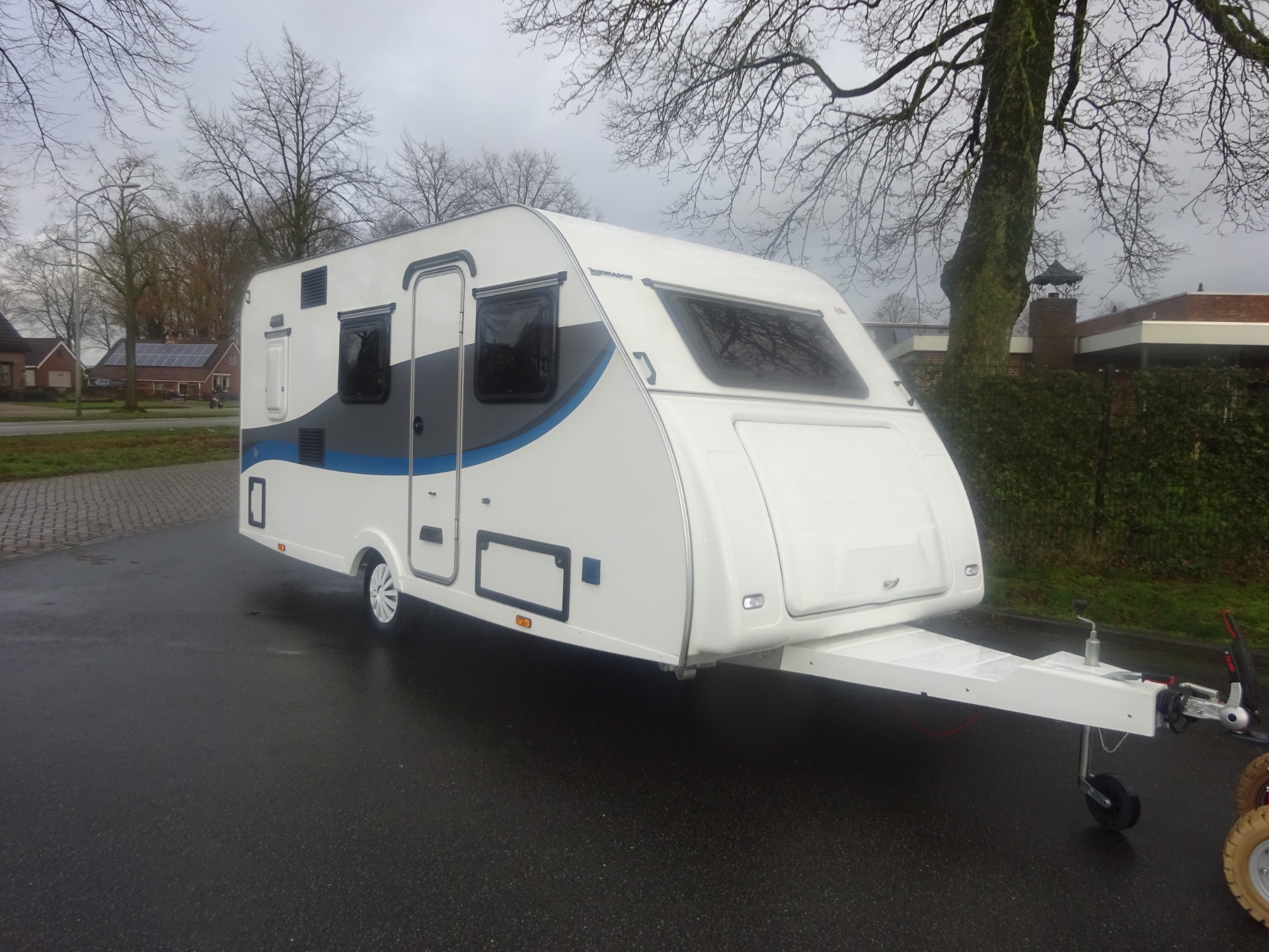 Niewiadow N-Cross Max 5 Persoons #PRIMEUR#