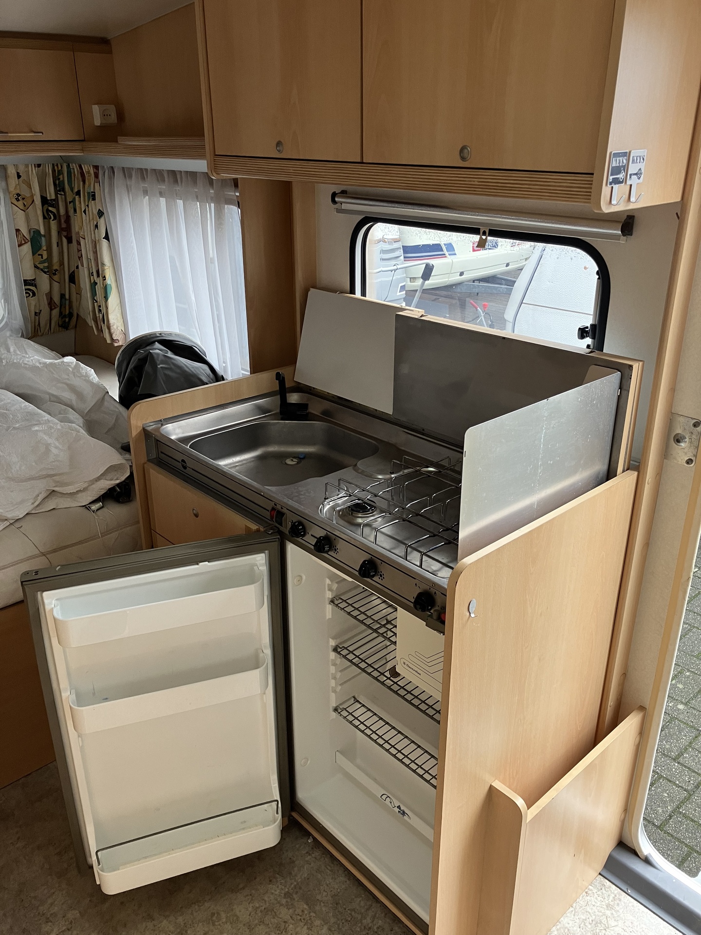 Burstner Fun 435 TN met Mover