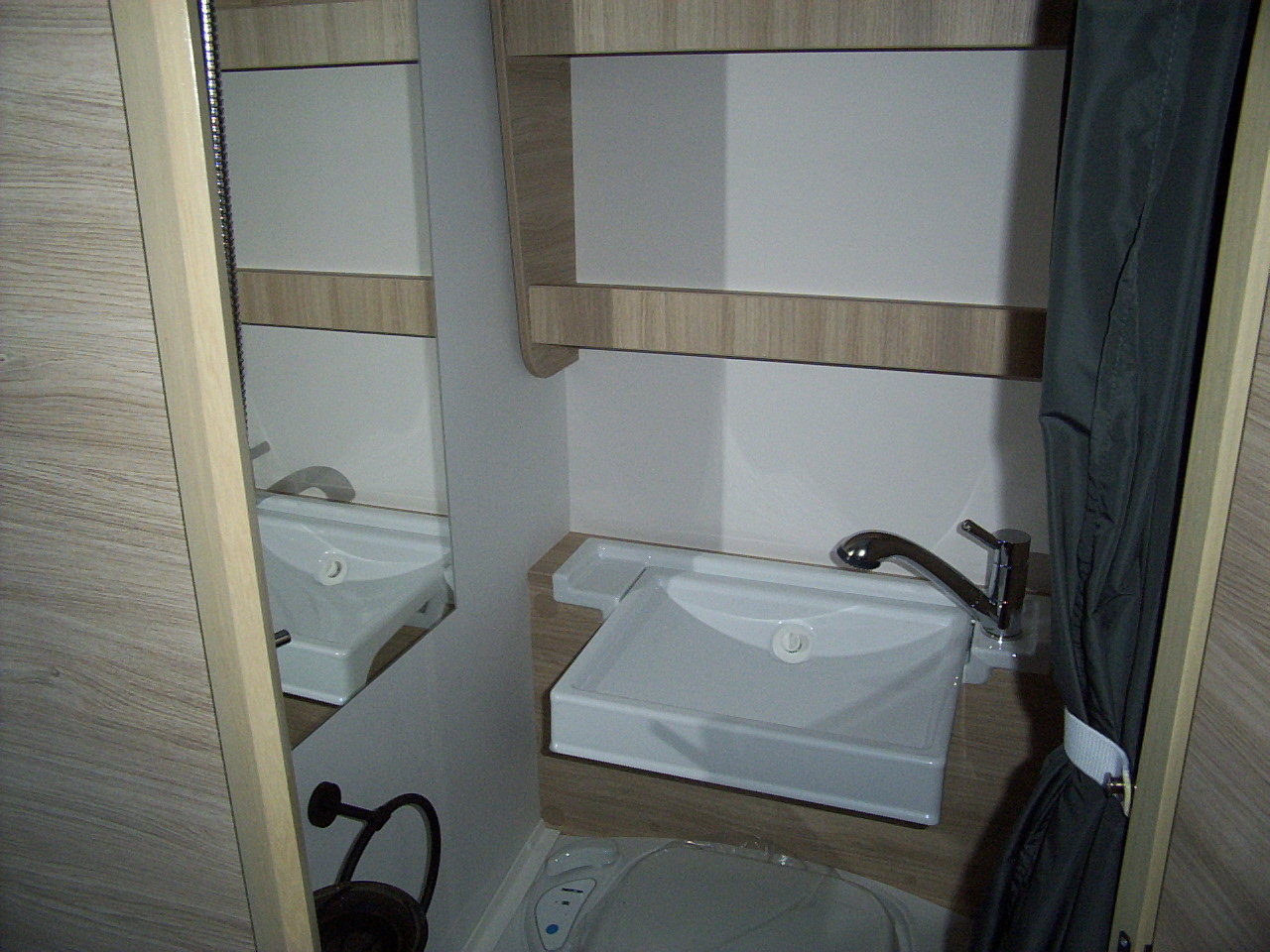 Caravelair Alba Style 390 Nieuw model 2023 ! Lichtgewicht !Korting bij geen inruil !