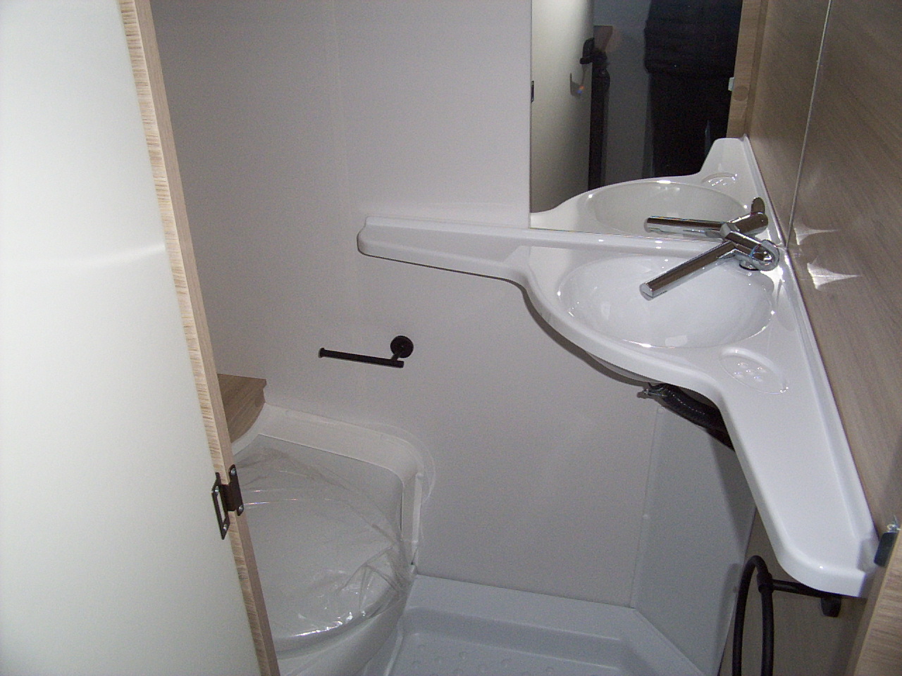 Caravelair Alba 400 Nieuw model 2023 ! Licht gewicht !Korting bij geen inruil ! De laatste !