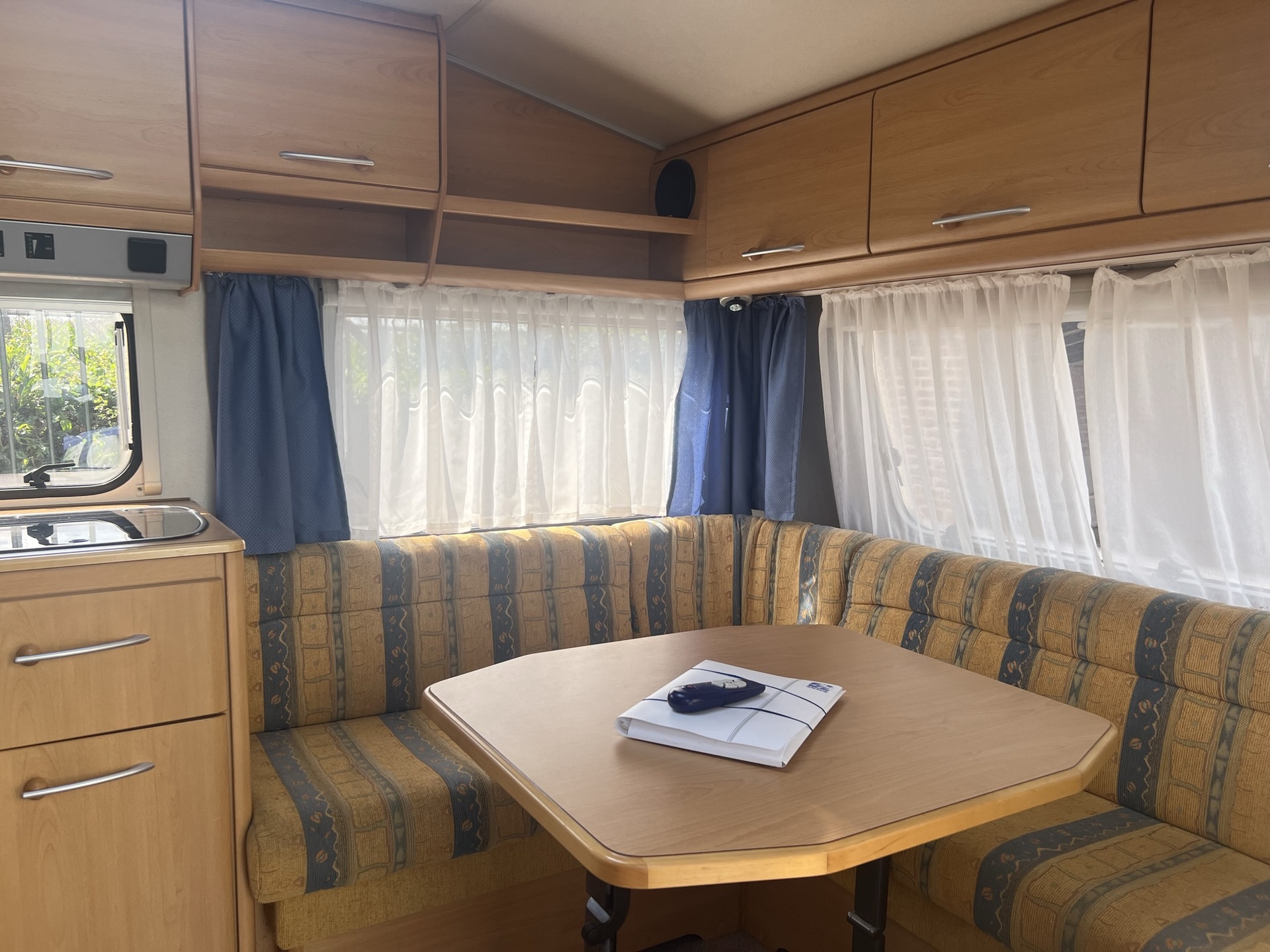 Knaus Sudwind 450 TF - mover - voortent