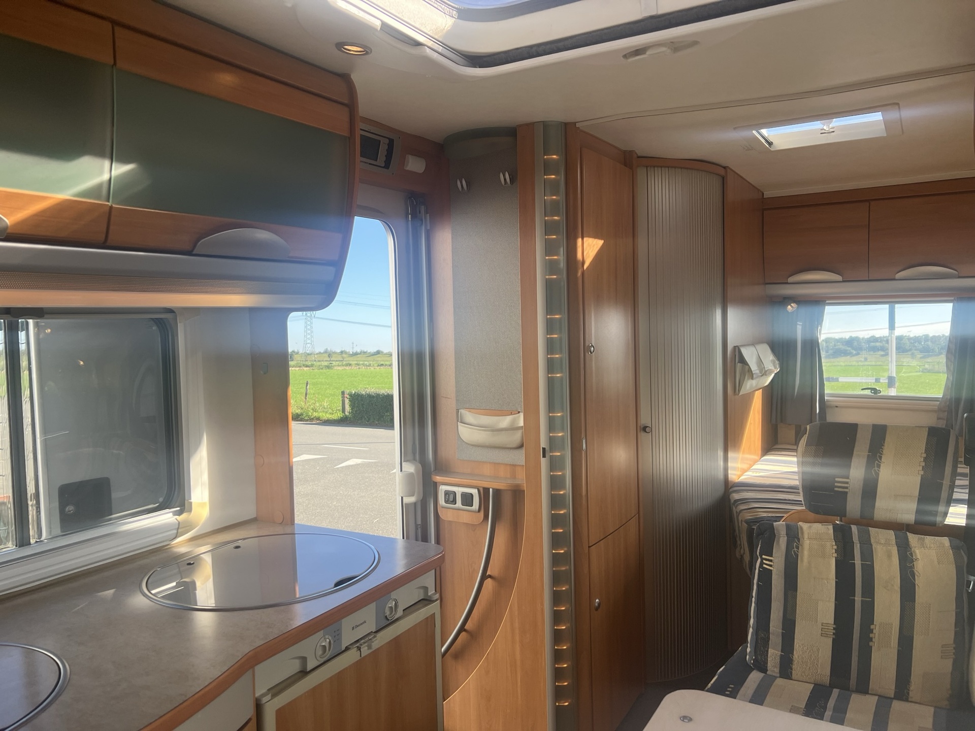 Hymer T 575 GT vast bed - motor airco - 2.8 motor - 128 pk