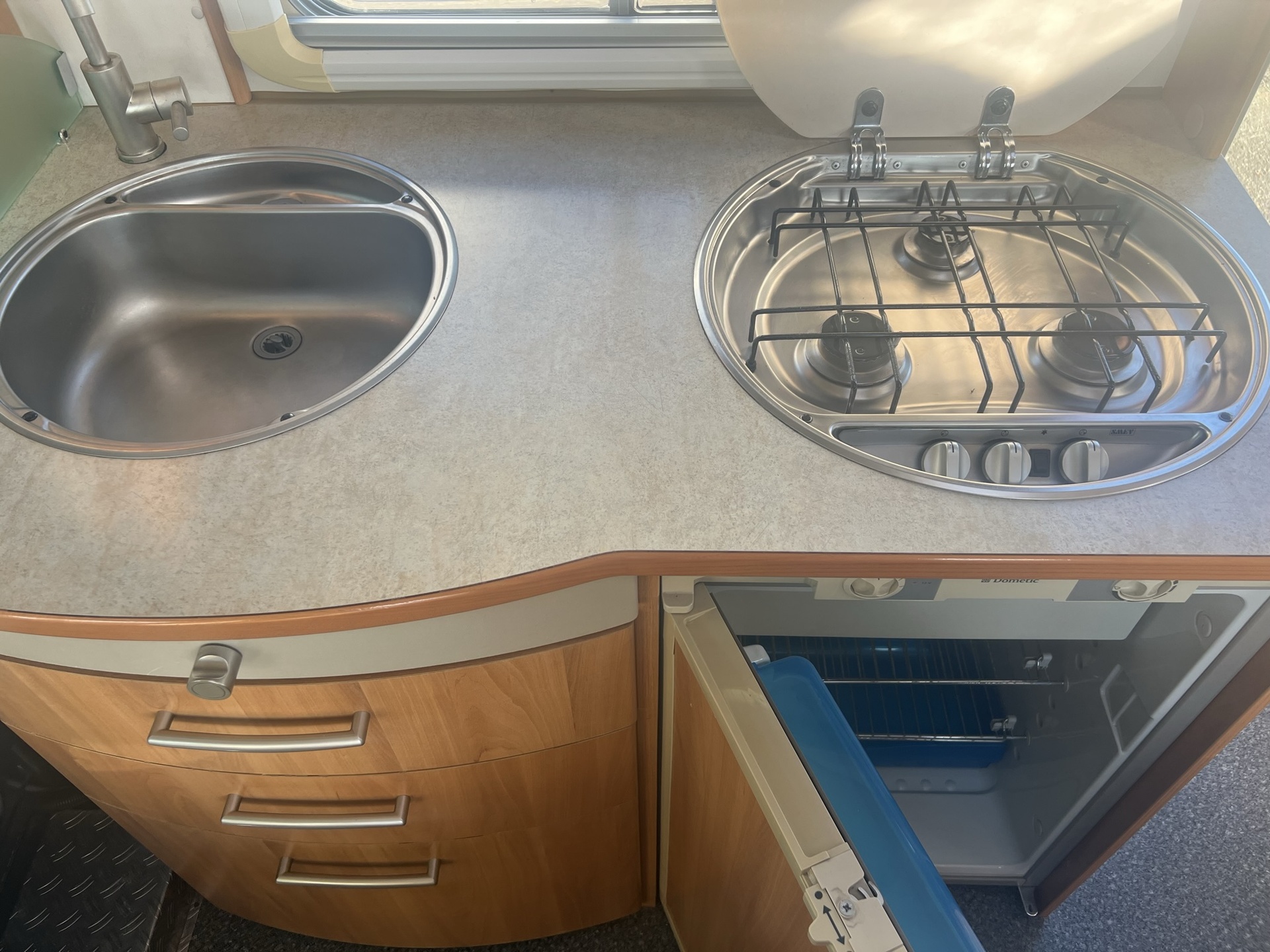 Hymer T 575 GT vast bed - motor airco - 2.8 motor - 128 pk