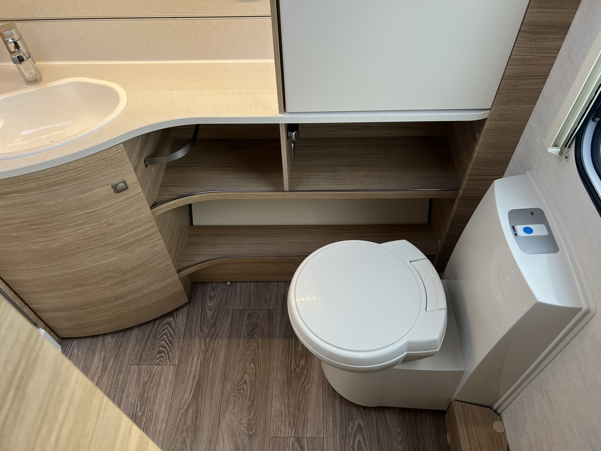 Fendt Bianco Activ 550 SD - thule luifel - mover - 2000 kg as