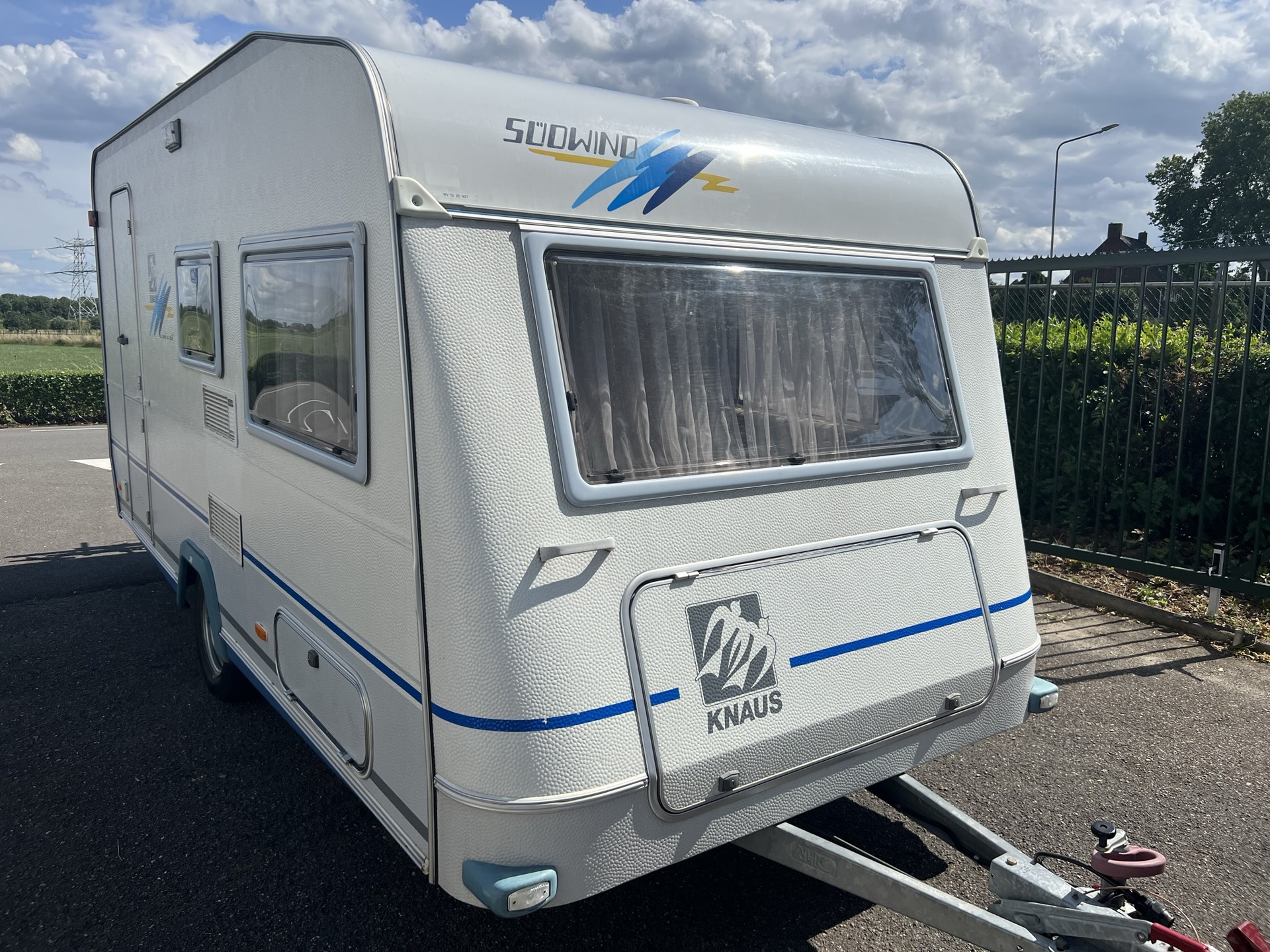 Knaus Sudwind 420 TM - voortent - luifel - 4 persoons