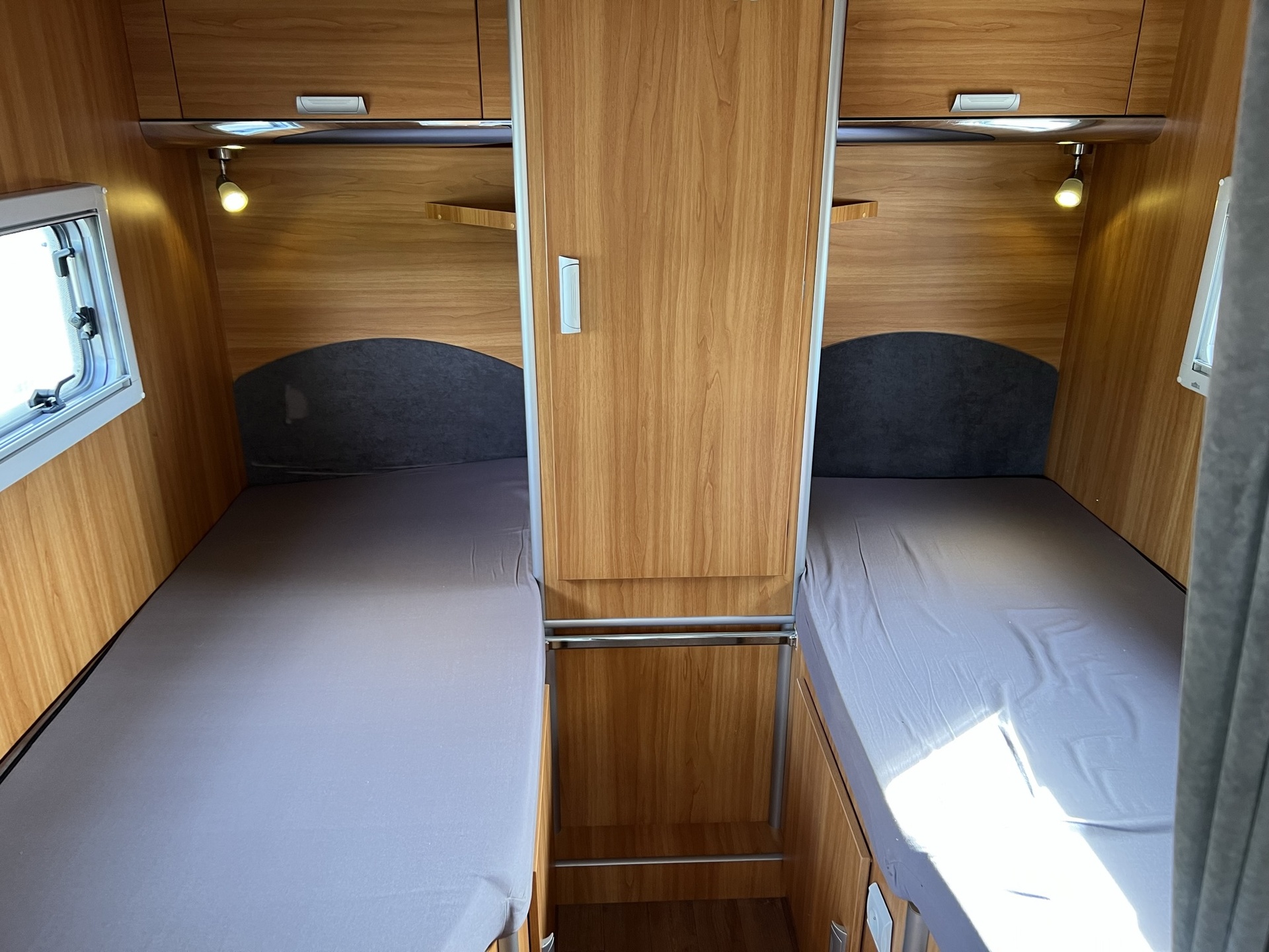 Maesss Skyline T 660 - enkele bedden - 3.0 liter - 158 pk - zonnepaneel